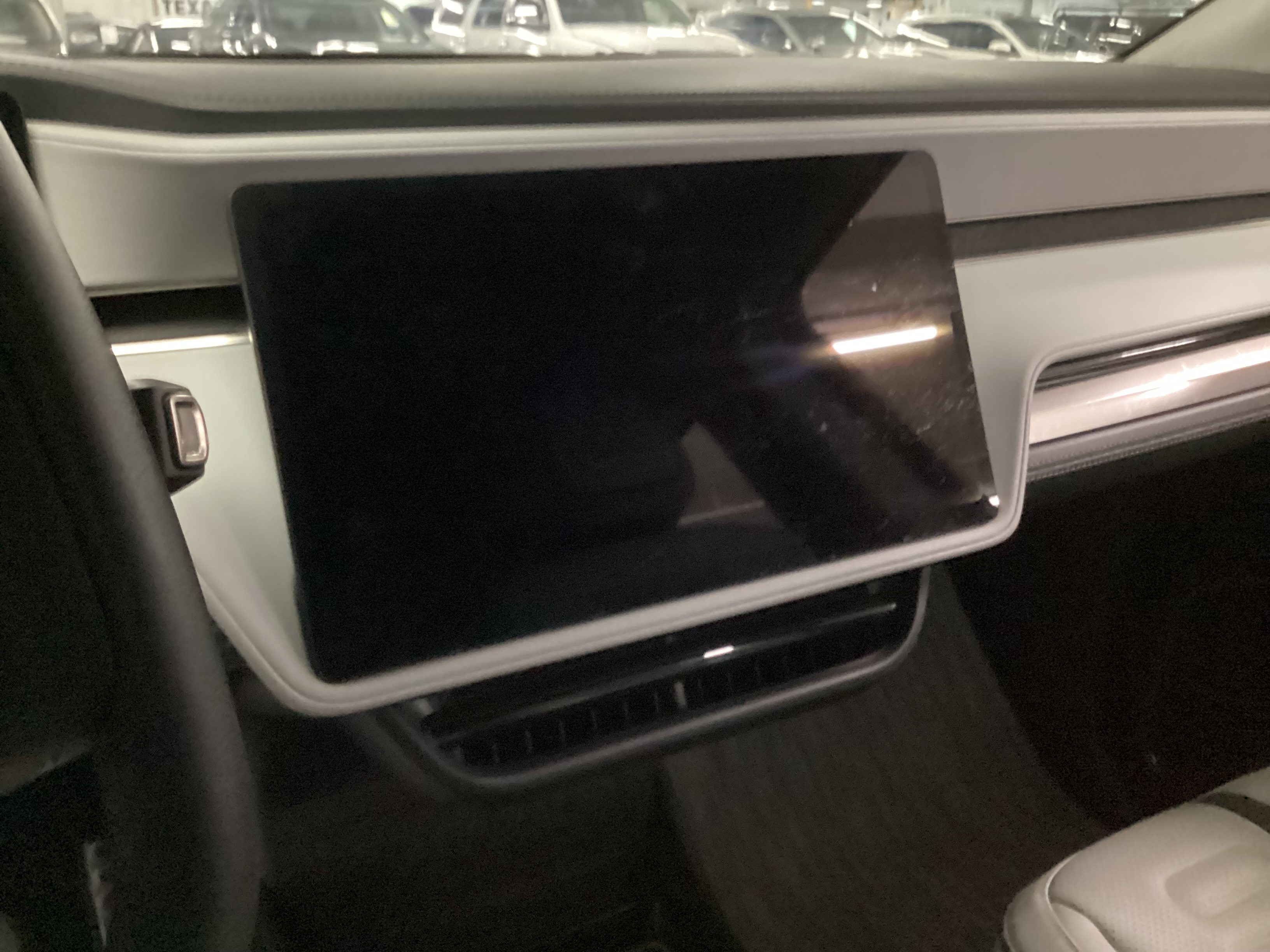 2023 RIVIAN R1S Adventure Quad-Motor Large Pack - Image 18