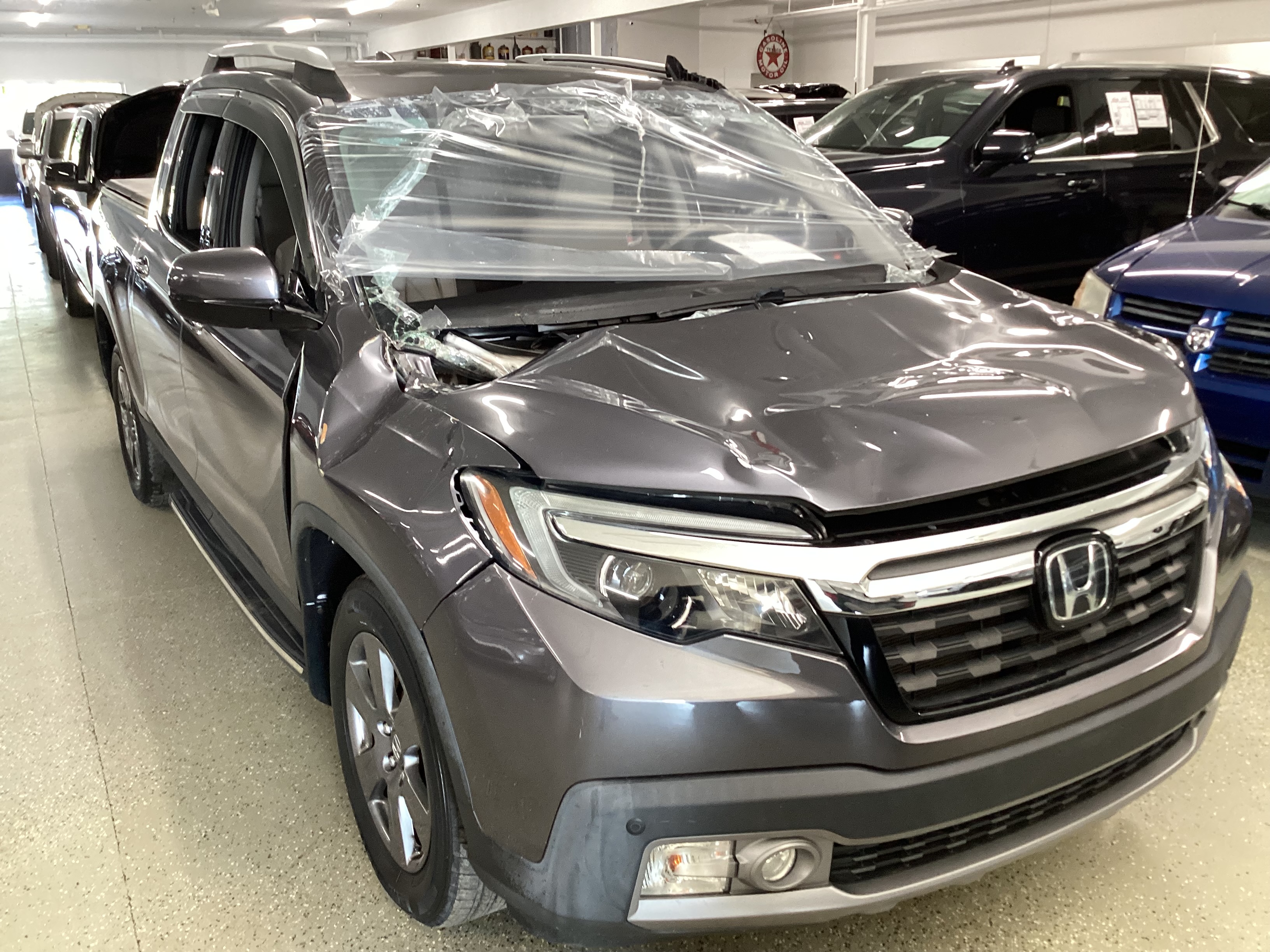 2020 HONDA Ridgeline RTL-E AWD - Image 4