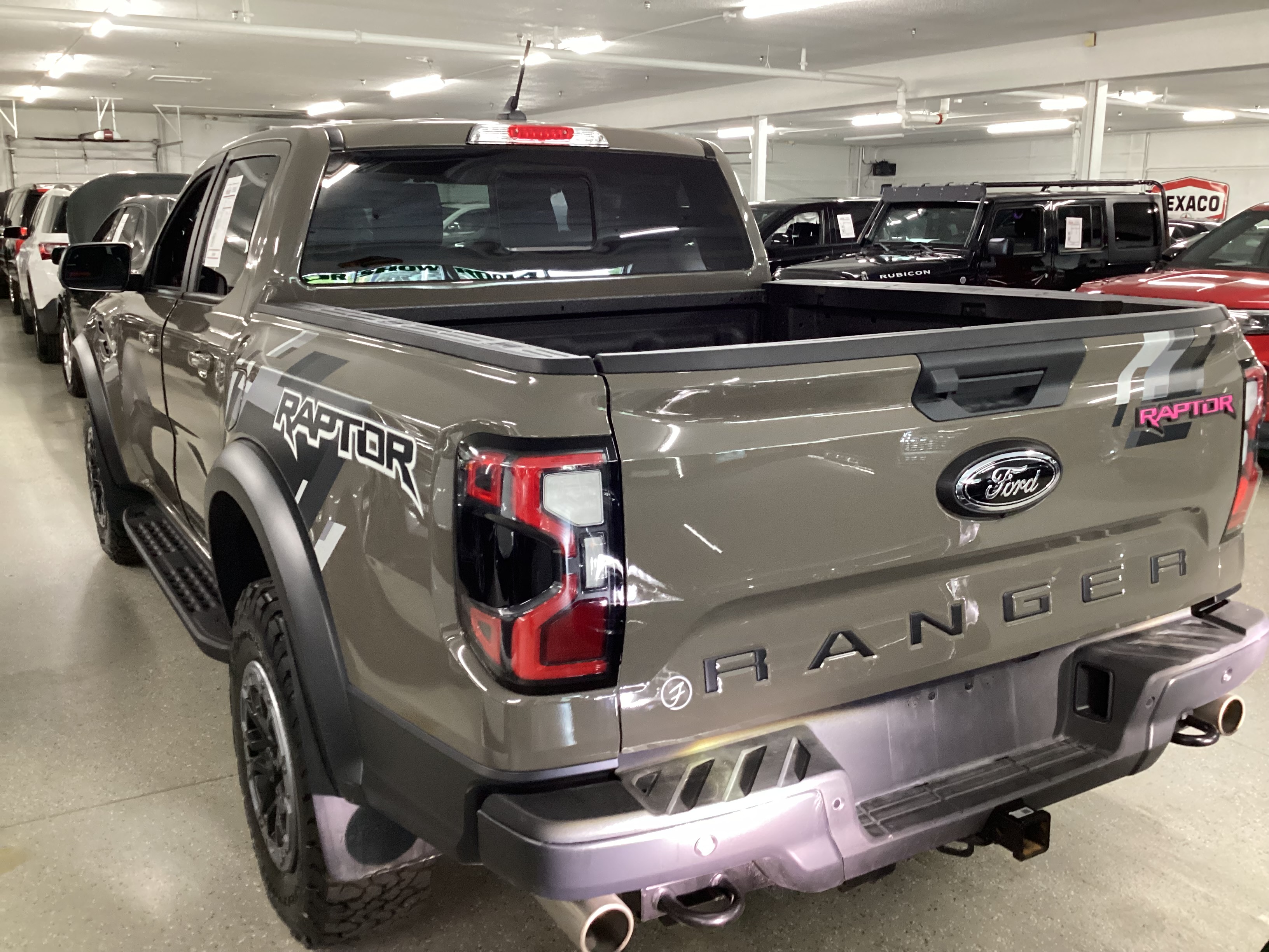 2025 FORD Ranger Raptor SuperCrew 4WD - Image 2