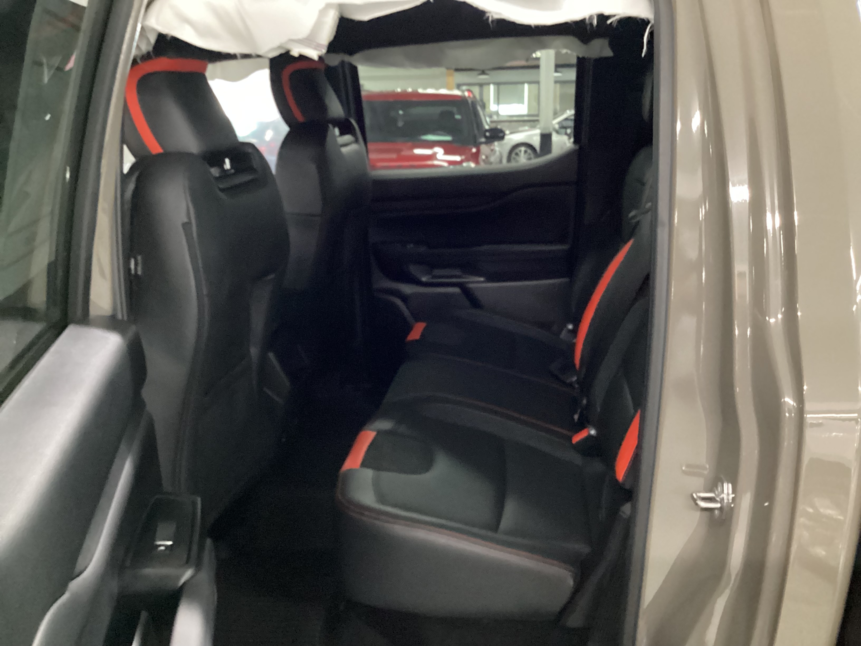2025 FORD Ranger Raptor SuperCrew 4WD - Image 12
