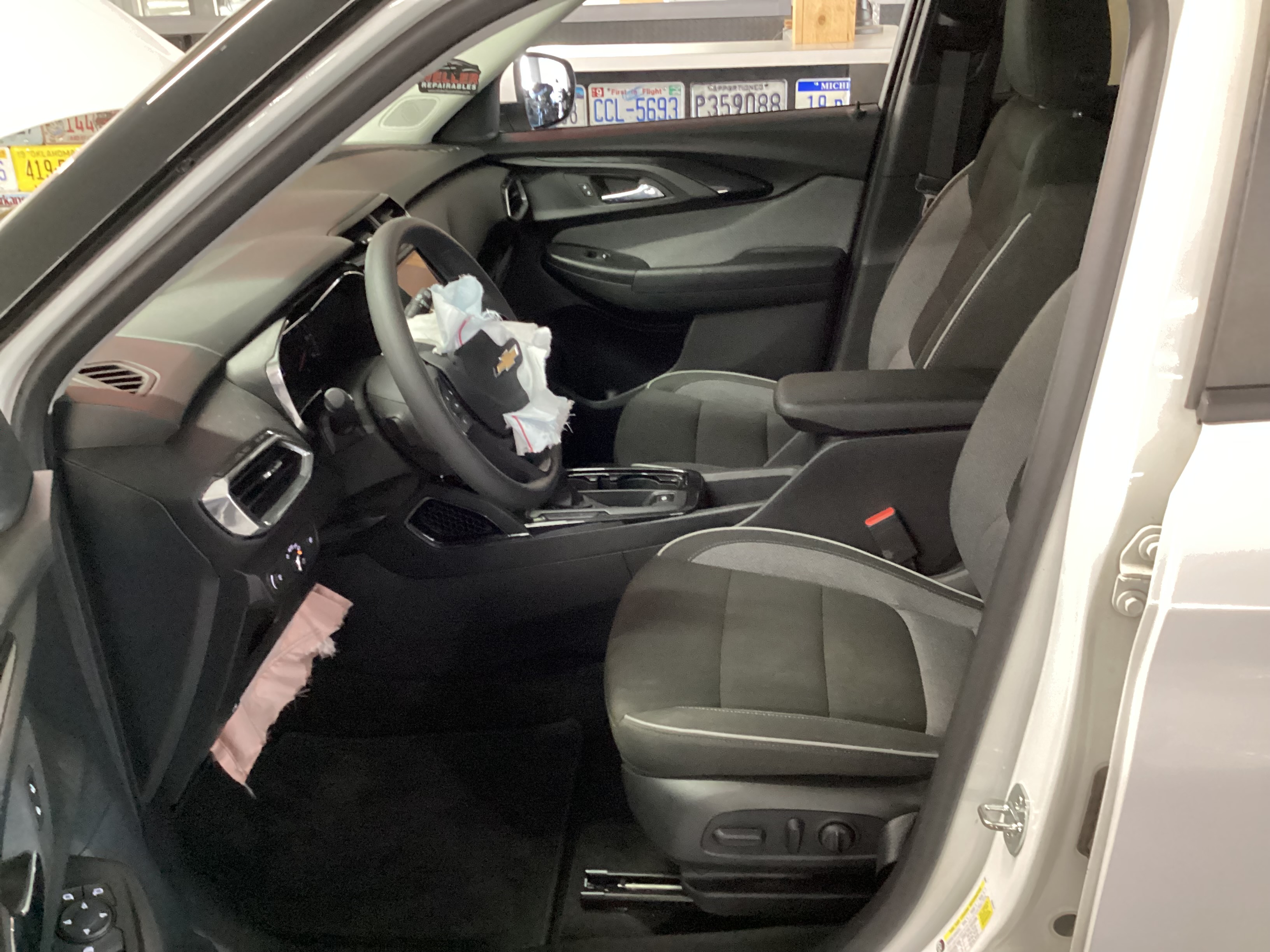 2023 CHEVROLET Trailblazer LT - Image 9