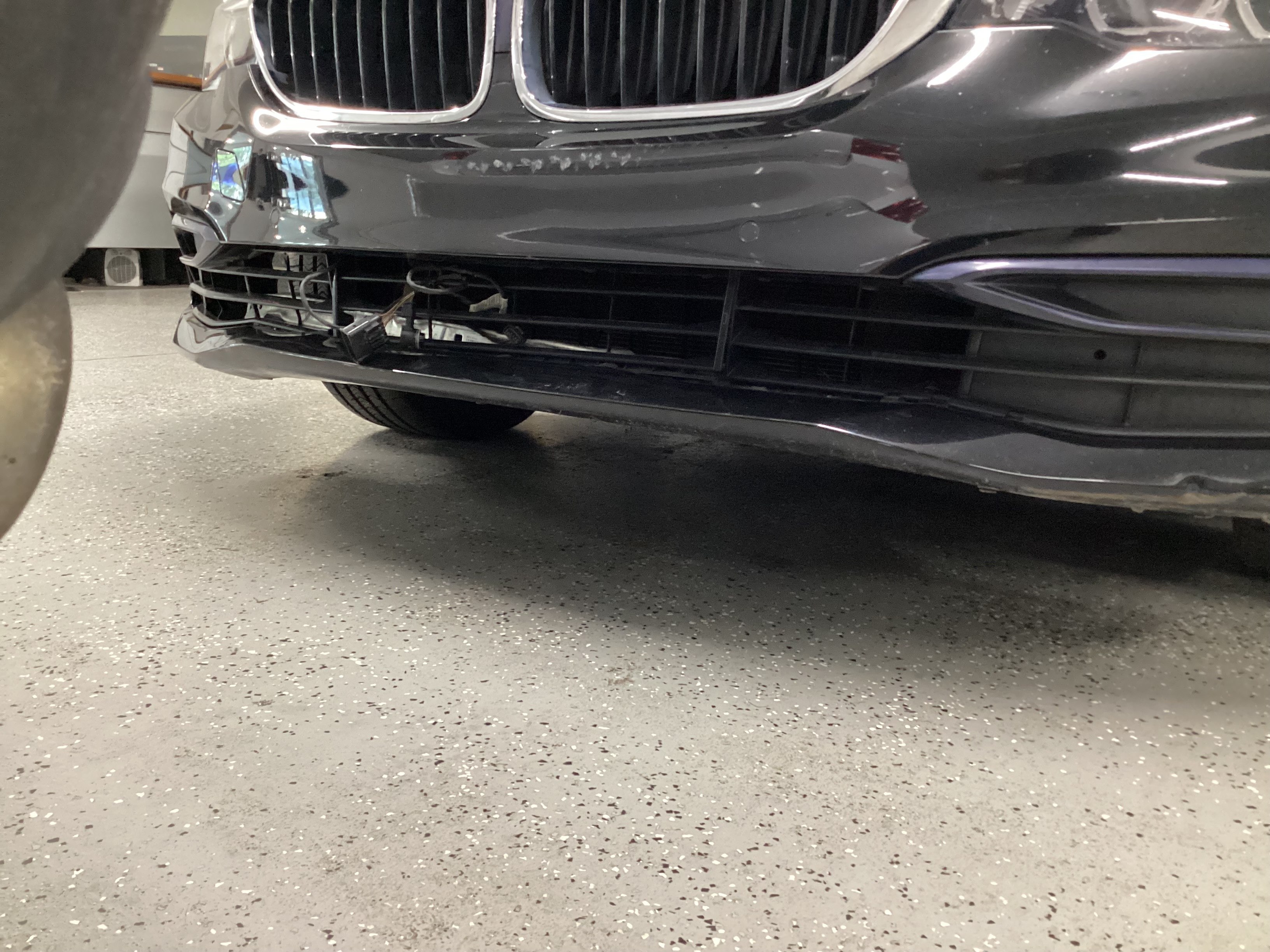 2019 BMW 530i xDrive - Image 6