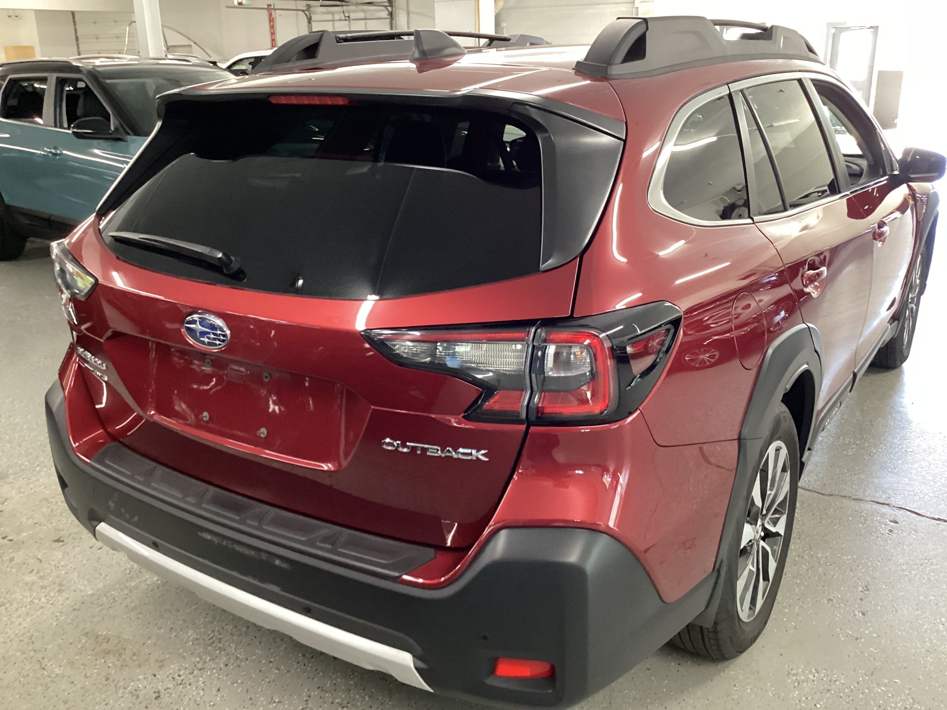 2025 SUBARU Outback Limited AWD - Image 3