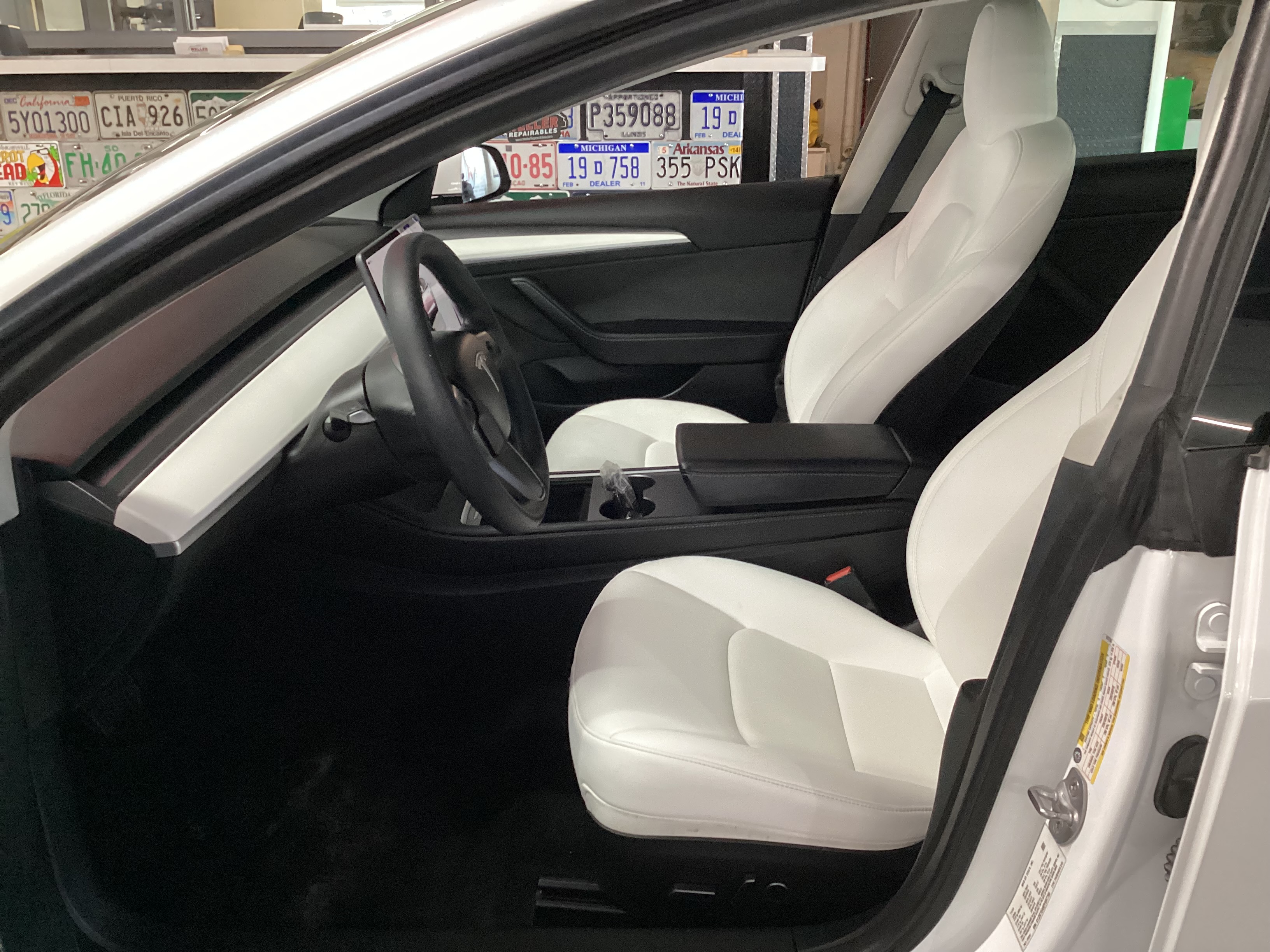 2023 TESLA Model 3 Base - Image 5