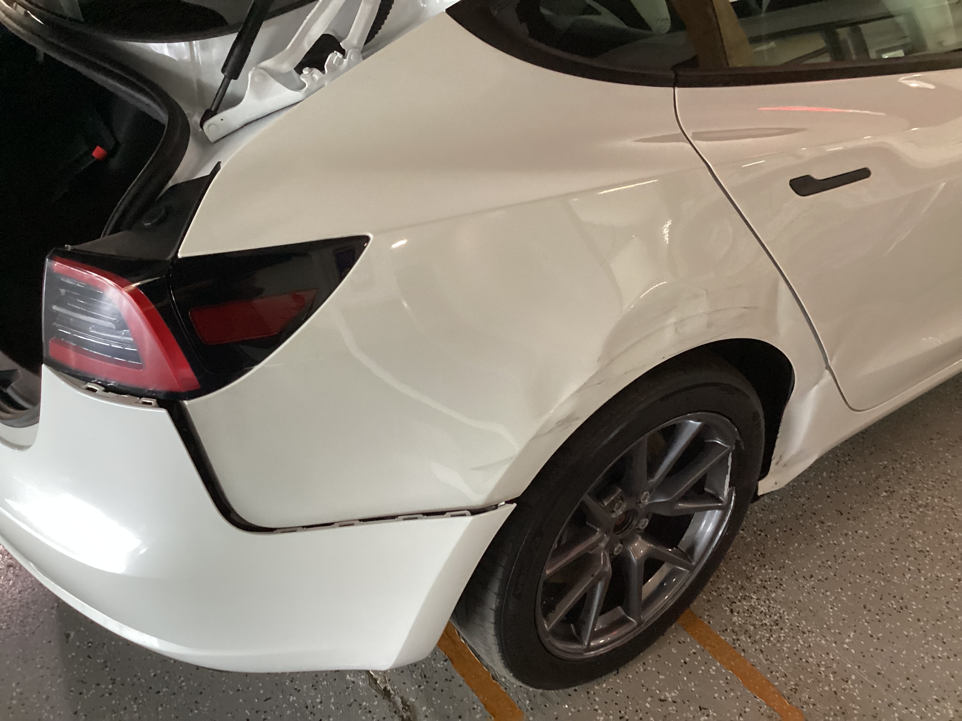 2023 TESLA Model 3 Base - Image 8