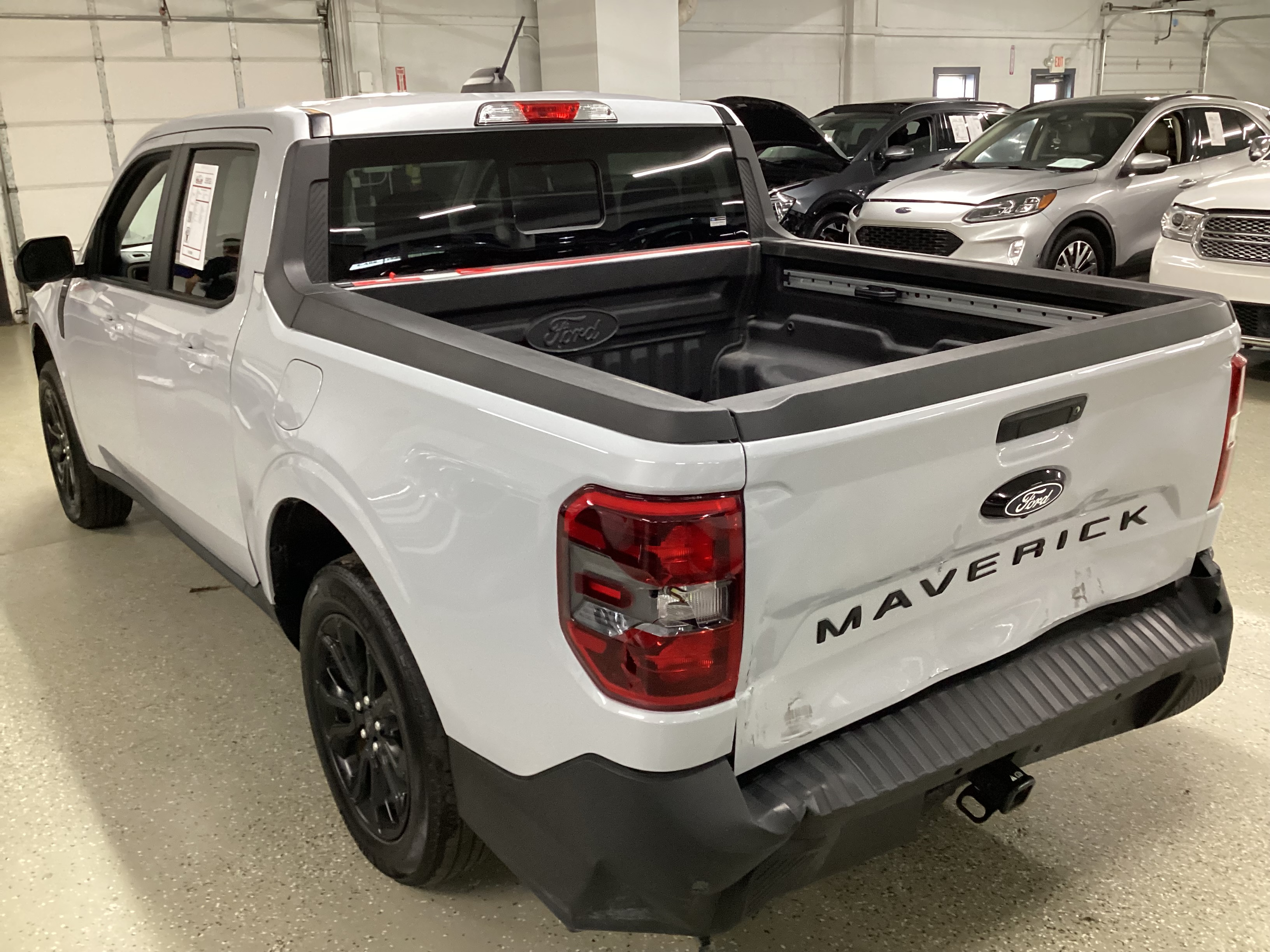 2025 FORD Maverick Lariat AWD - Image 2
