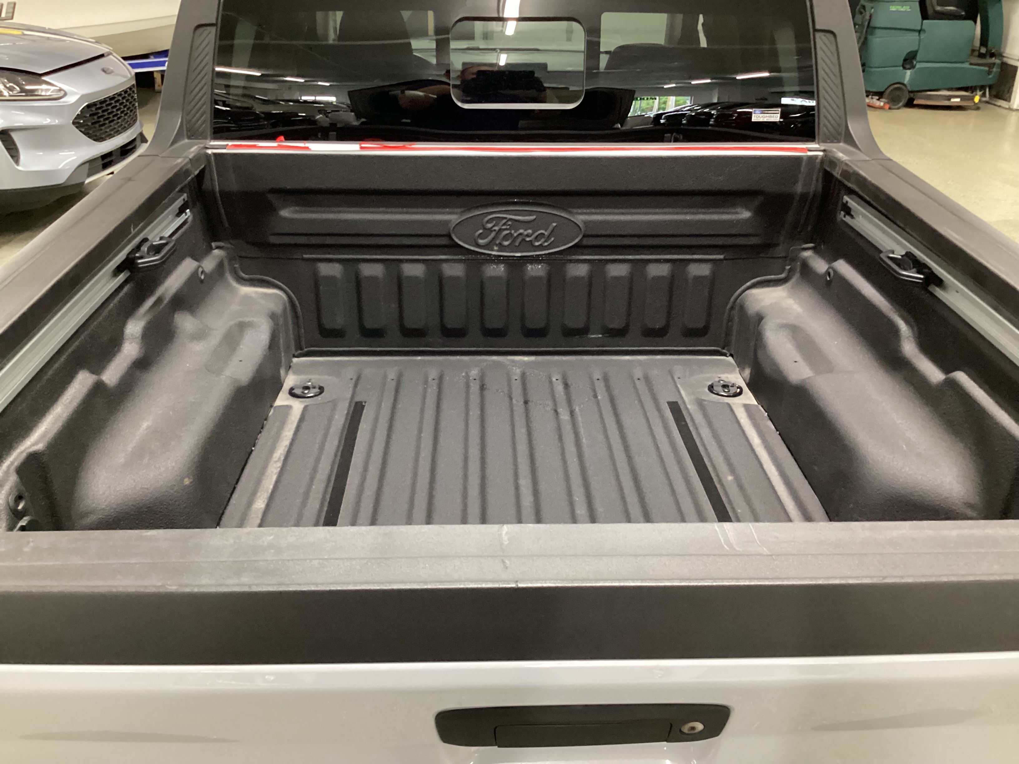 2025 FORD Maverick Lariat AWD - Image 11