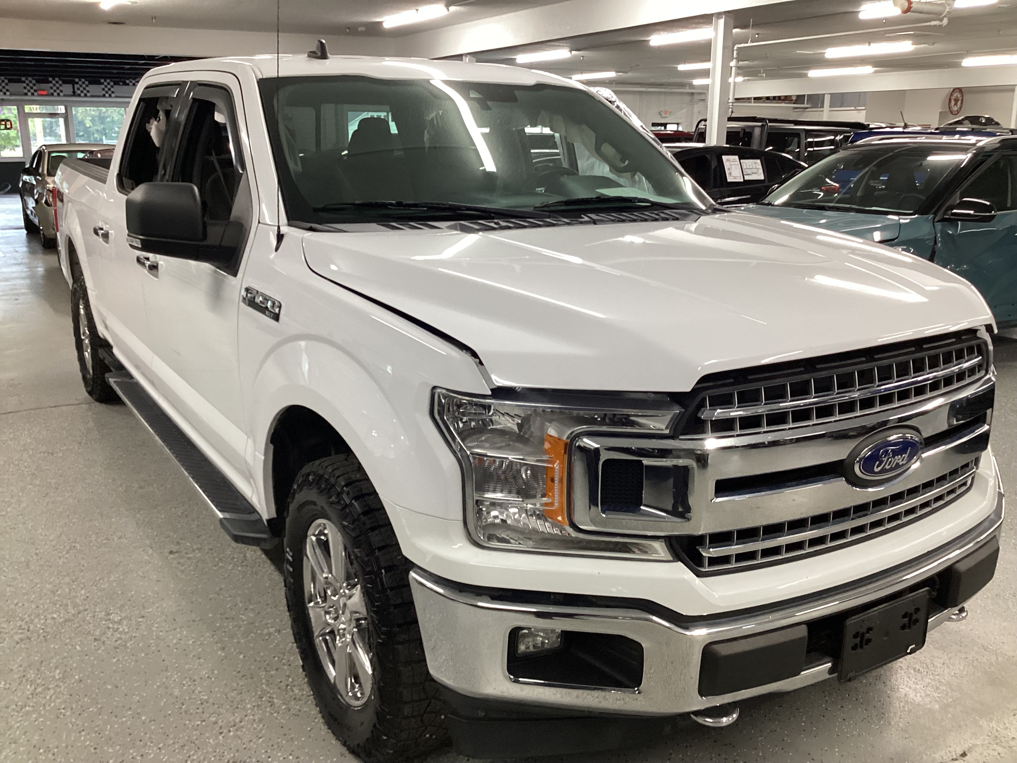 2019 FORD F-150 SuperCrew XLT 4WD - Image 4