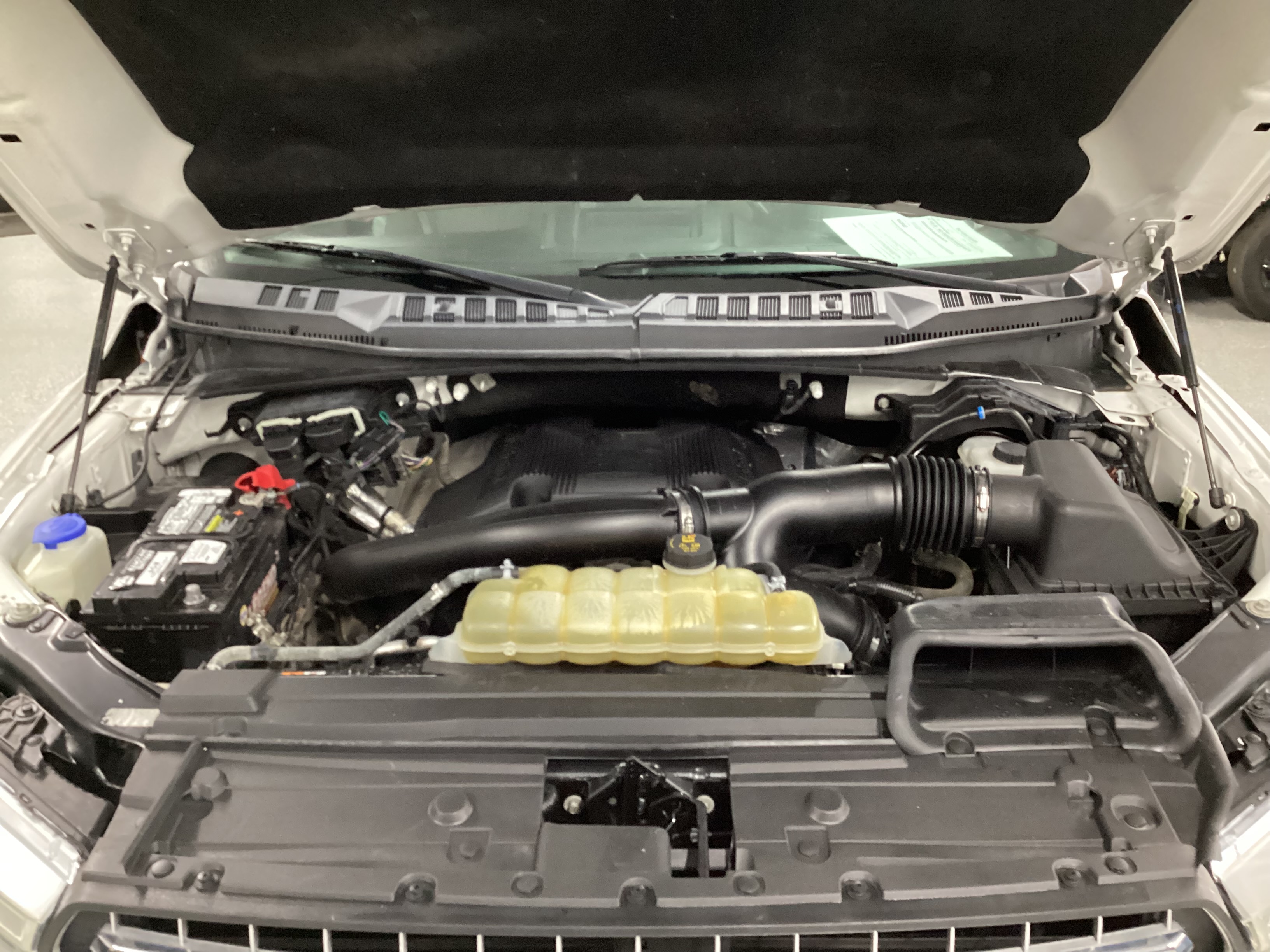 2019 FORD F-150 SuperCrew XLT 4WD - Image 5