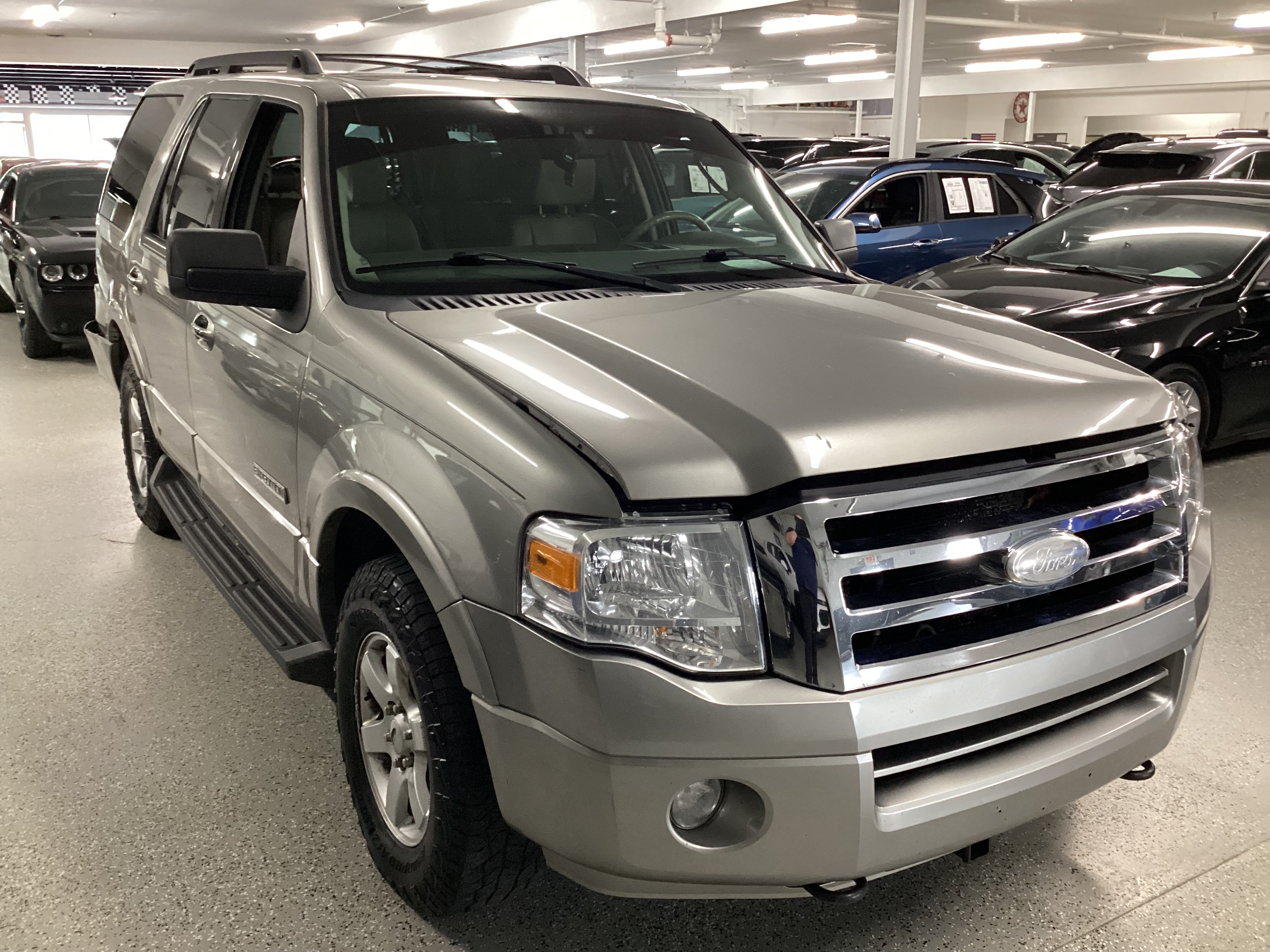 2008 FORD Expedition XLT 4WD - Image 4