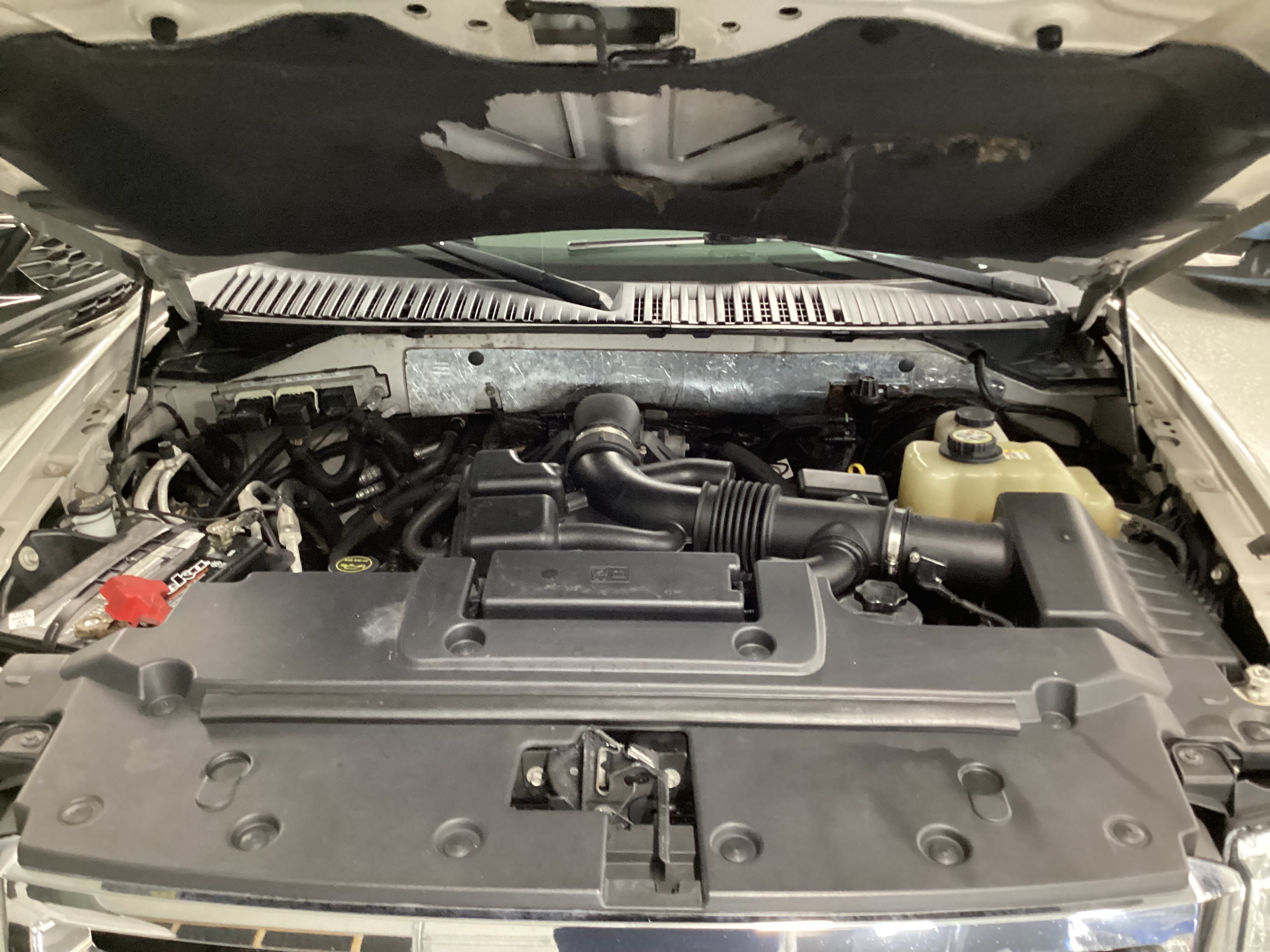 2008 FORD Expedition XLT 4WD - Image 5