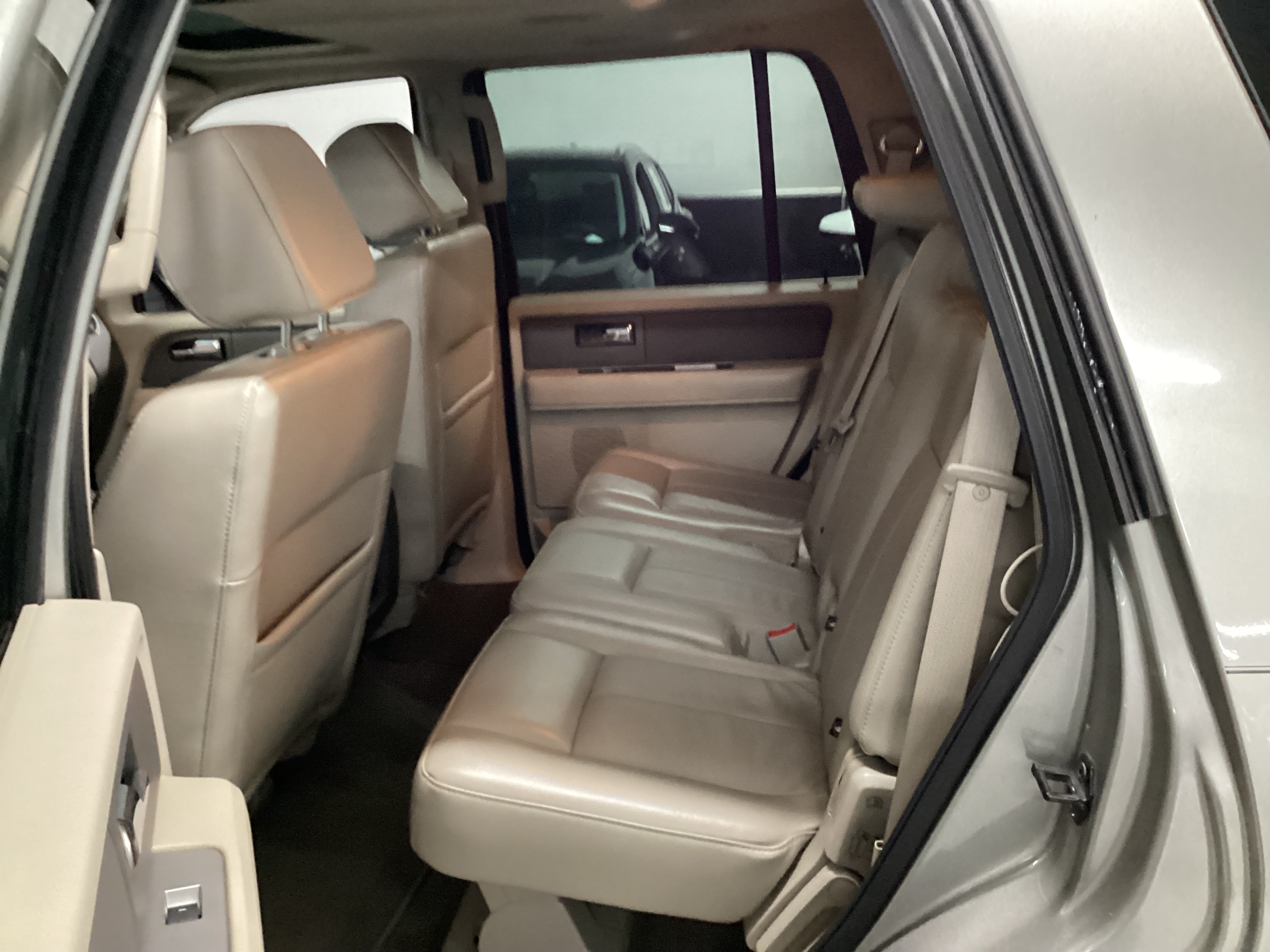 2008 FORD Expedition XLT 4WD - Image 7