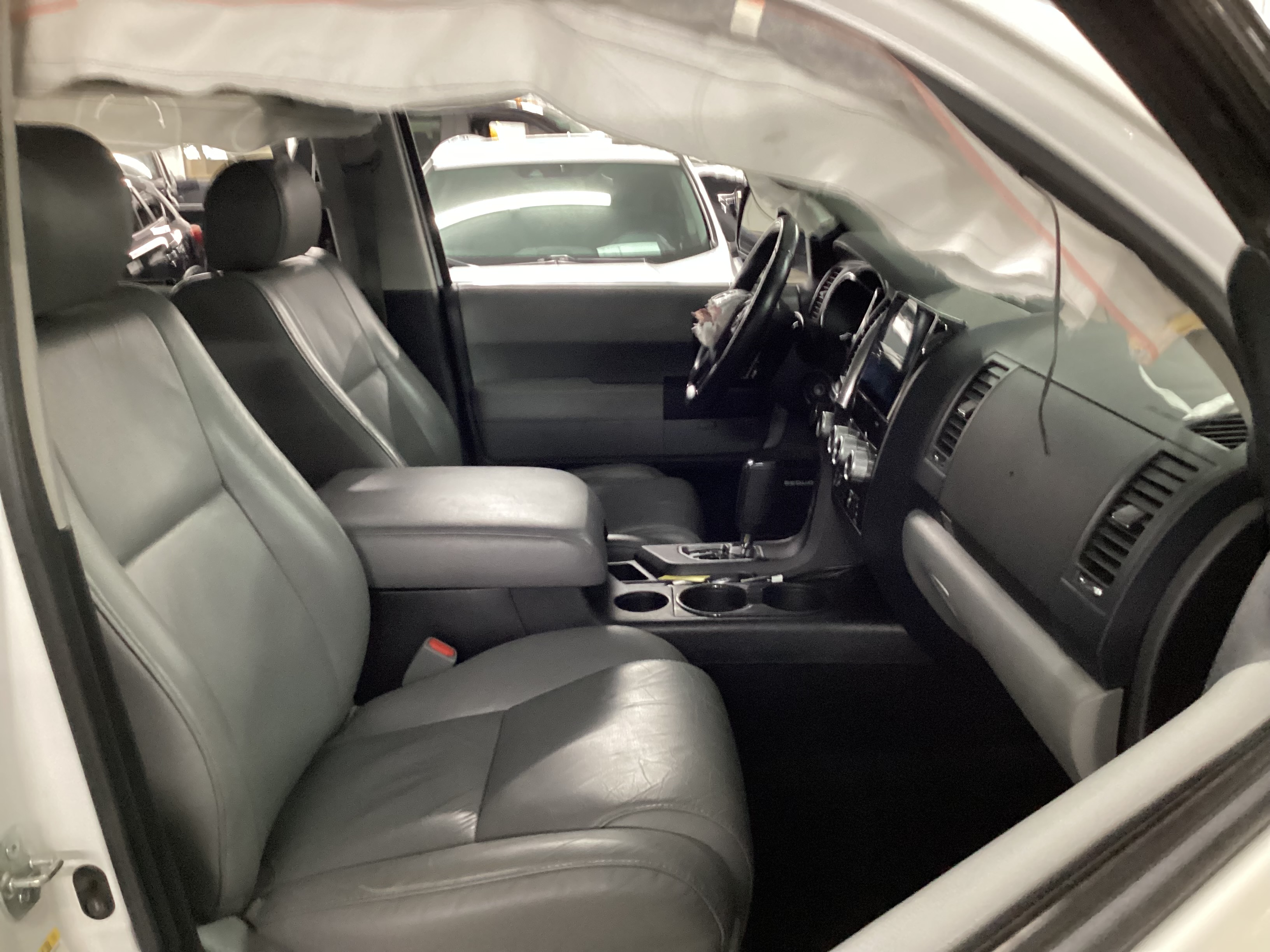 2018 TOYOTA Sequoia Limited 4WD - Image 11