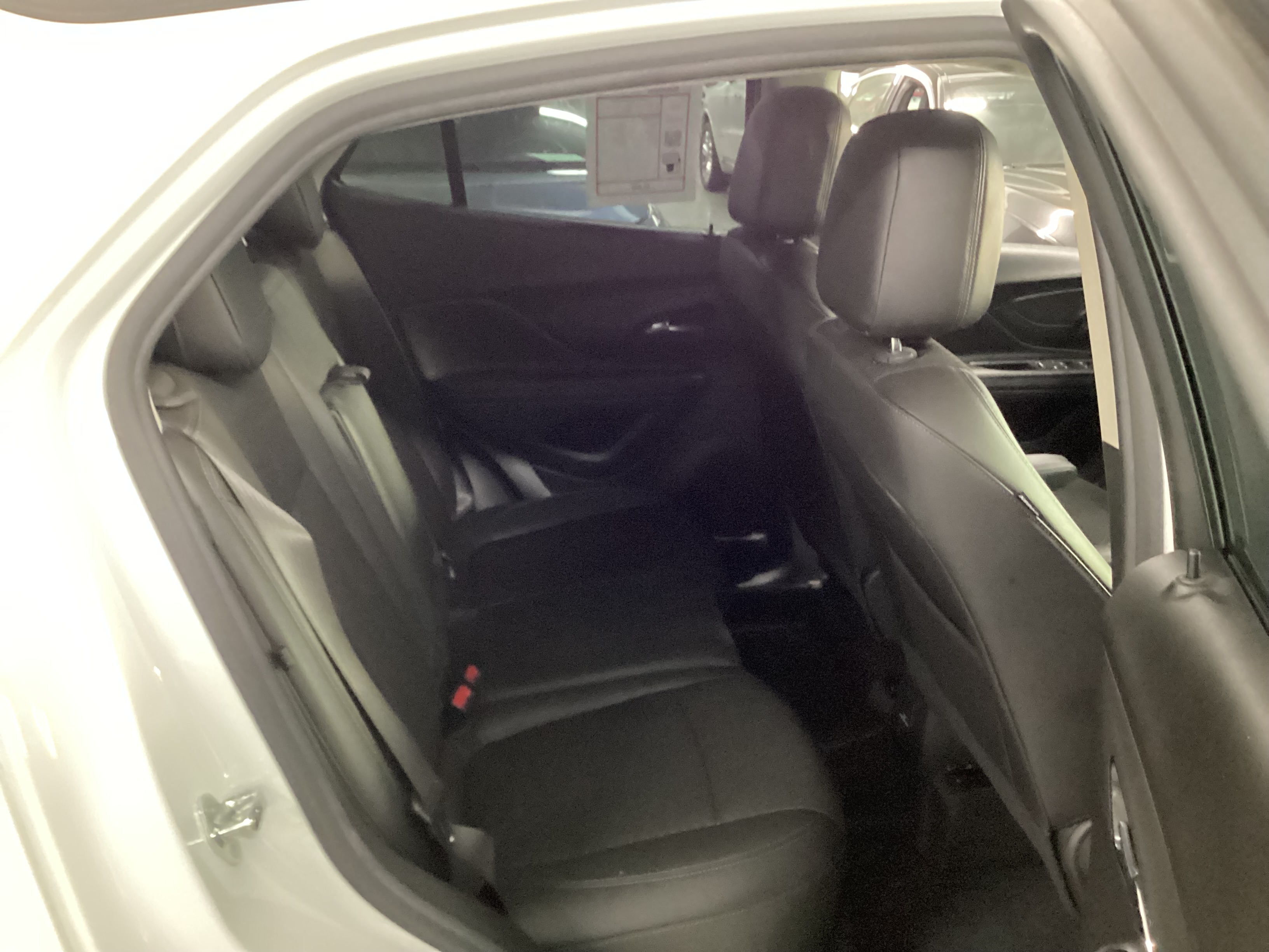 2022 BUICK Encore Preferred AWD - Image 11