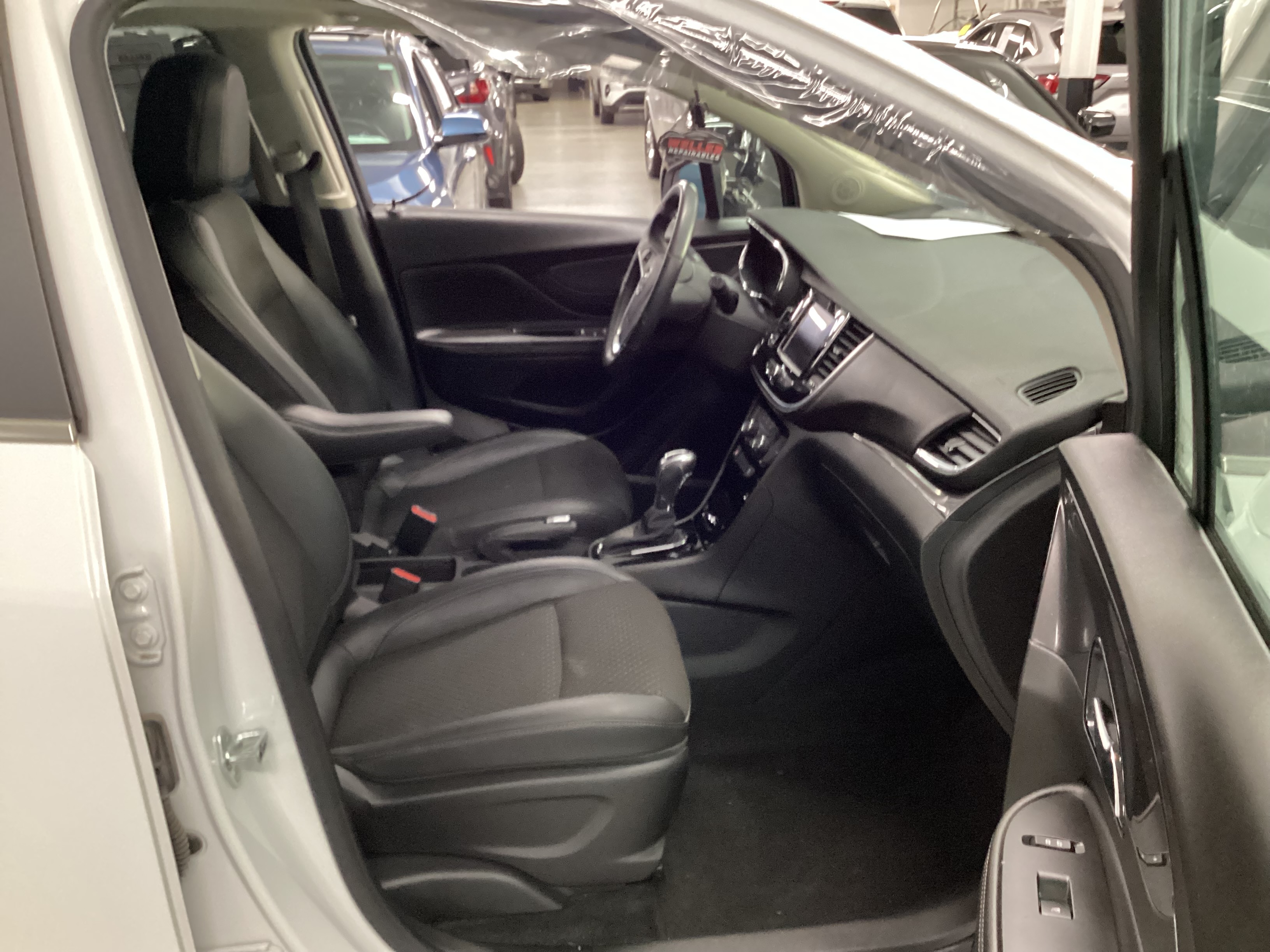 2022 BUICK Encore Preferred AWD - Image 12
