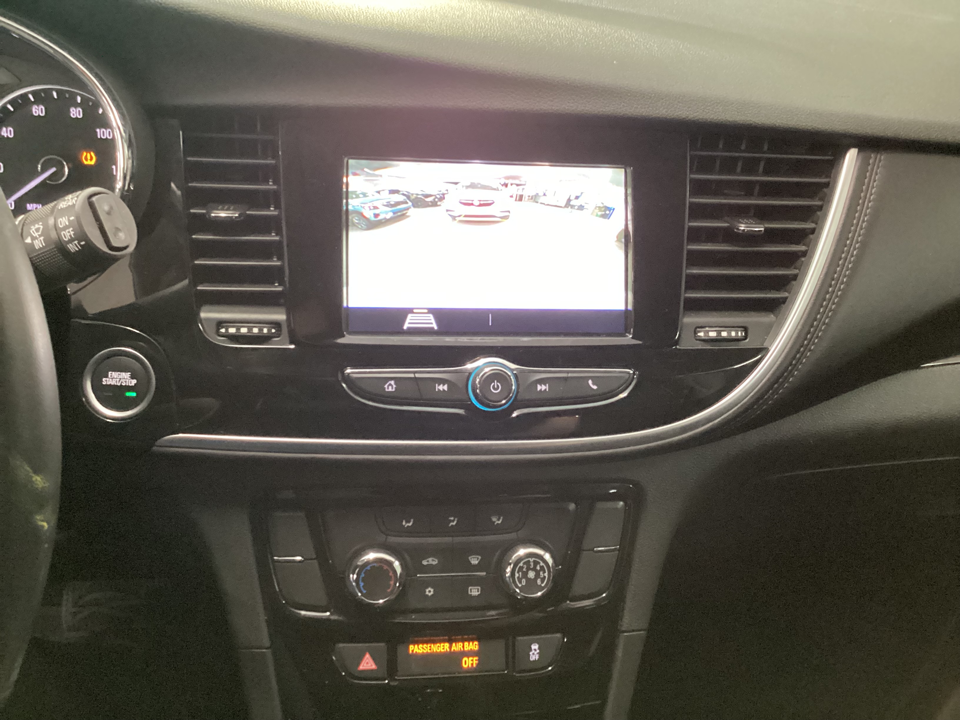 2022 BUICK Encore Preferred AWD - Image 15