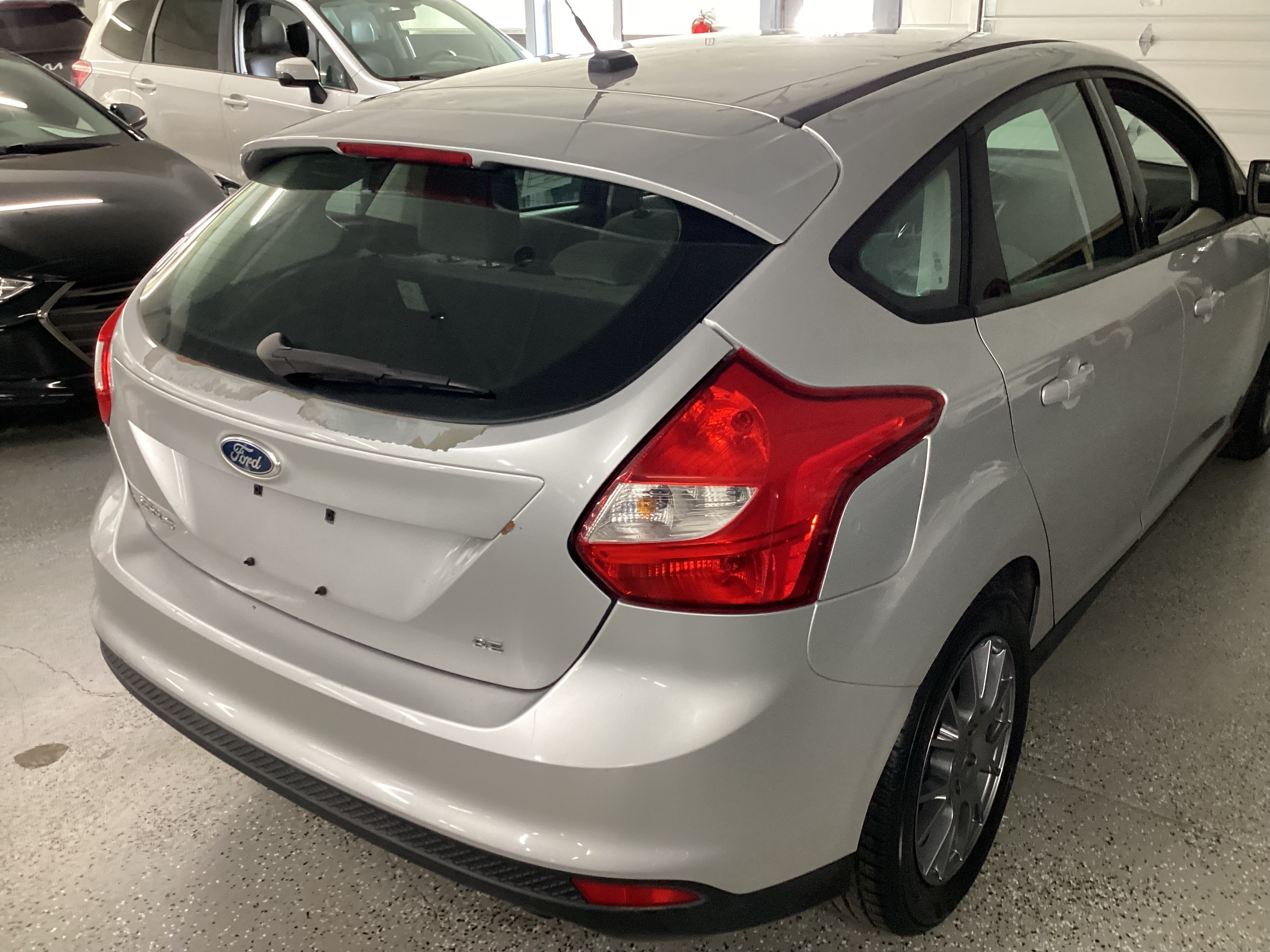 2012 FORD Focus SE - Image 3