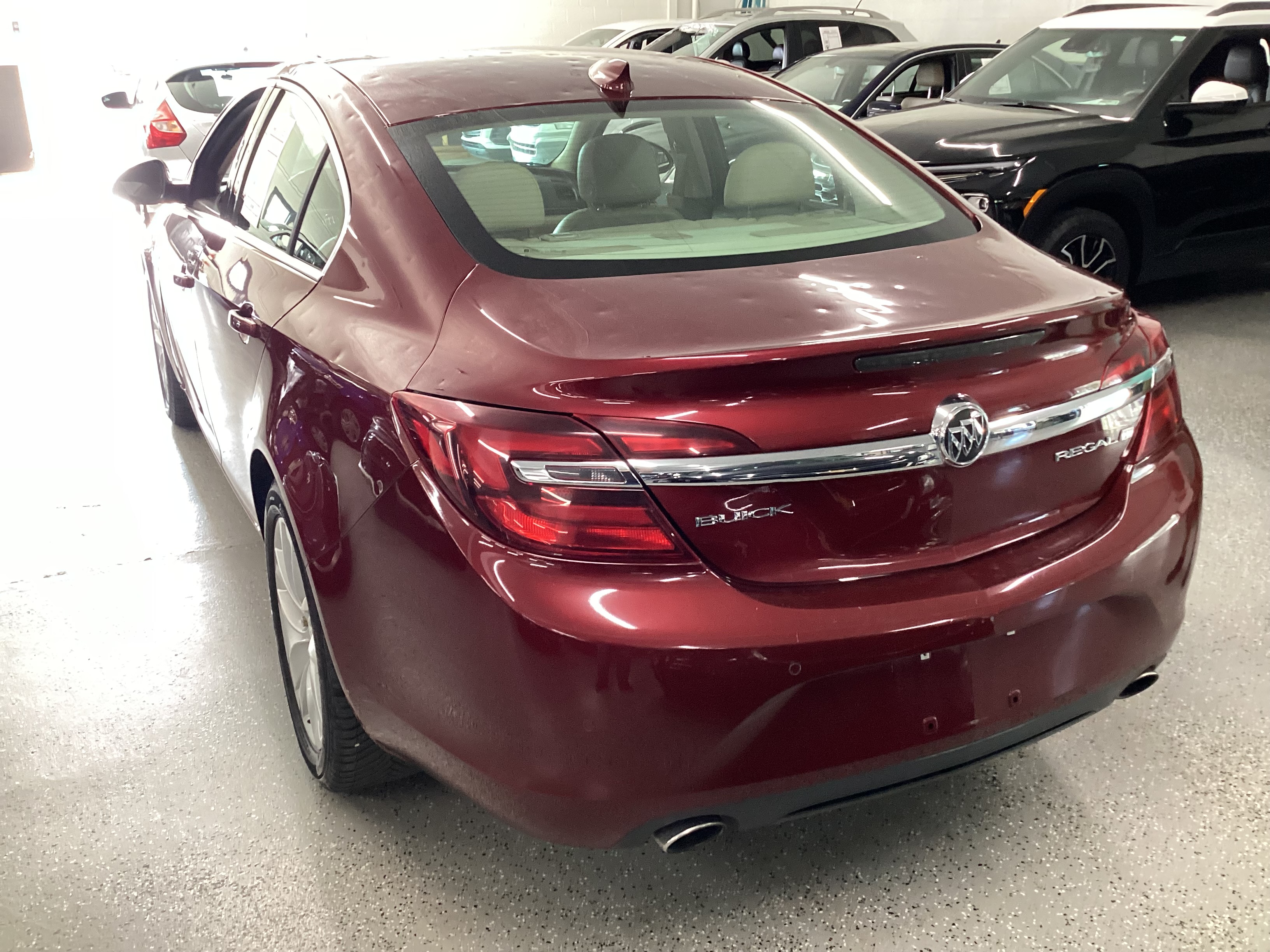 2016 BUICK Regal Premium II - Image 2