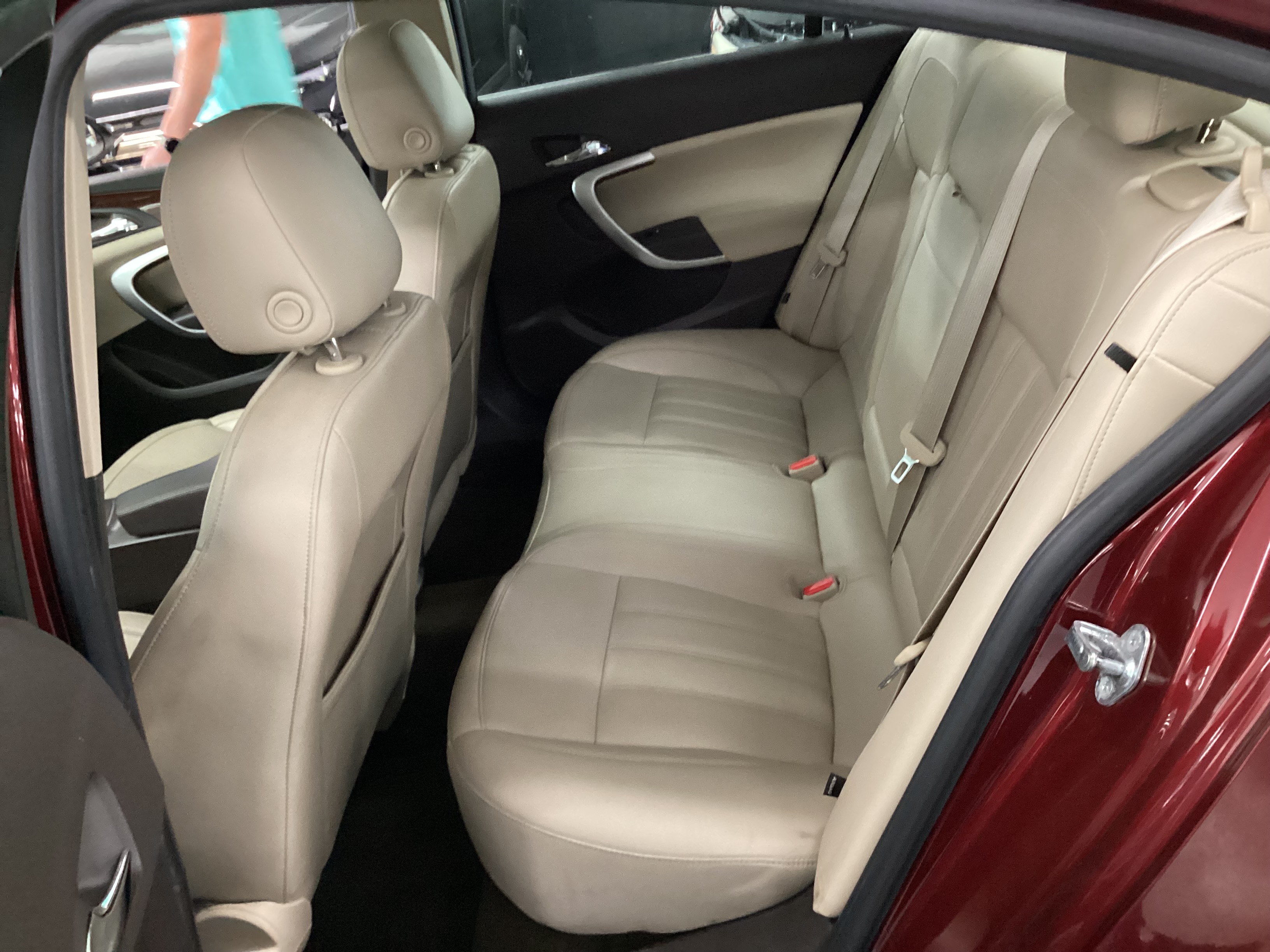 2016 BUICK Regal Premium II - Image 9