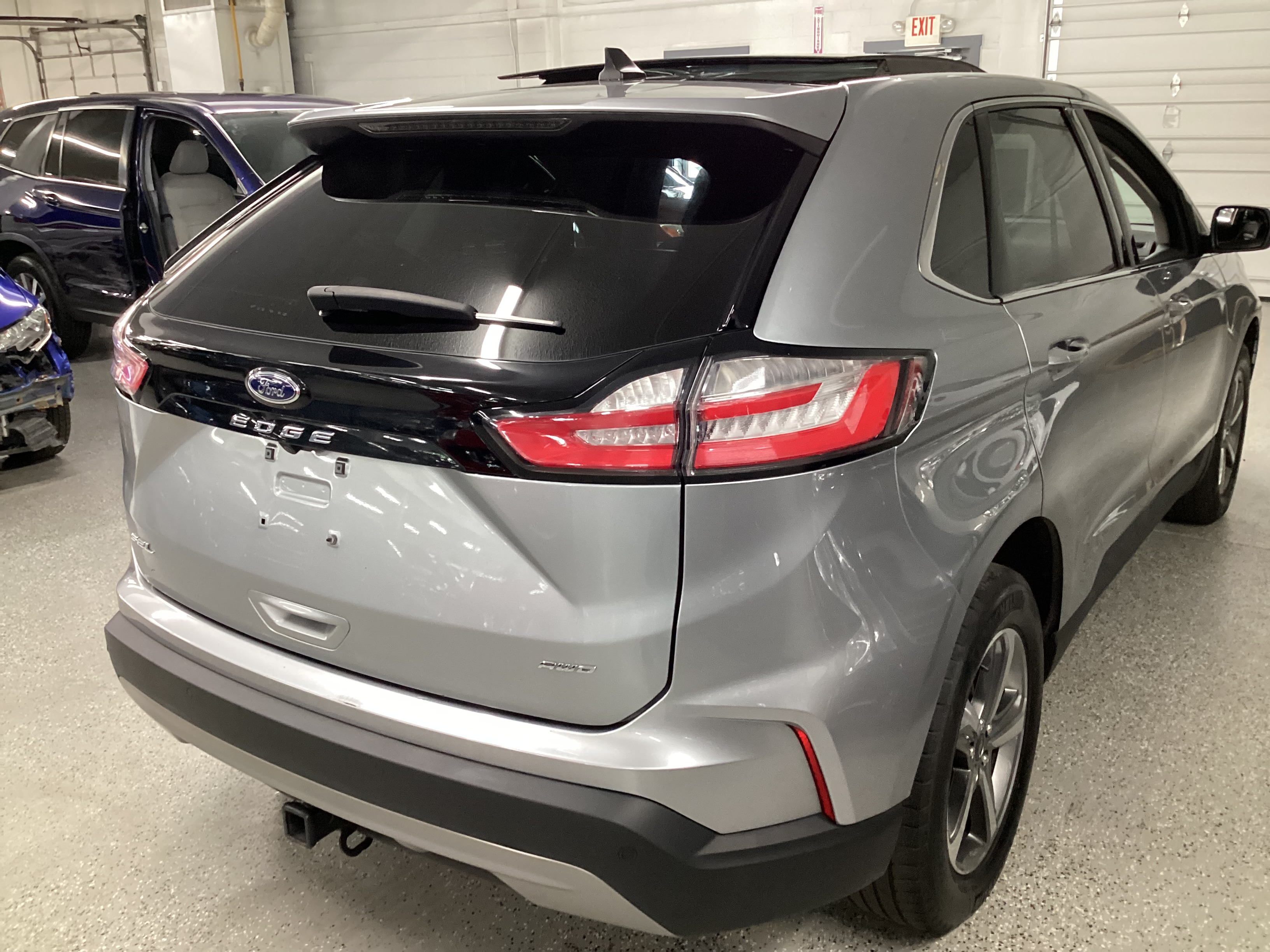2024 FORD Edge SEL AWD - Image 3