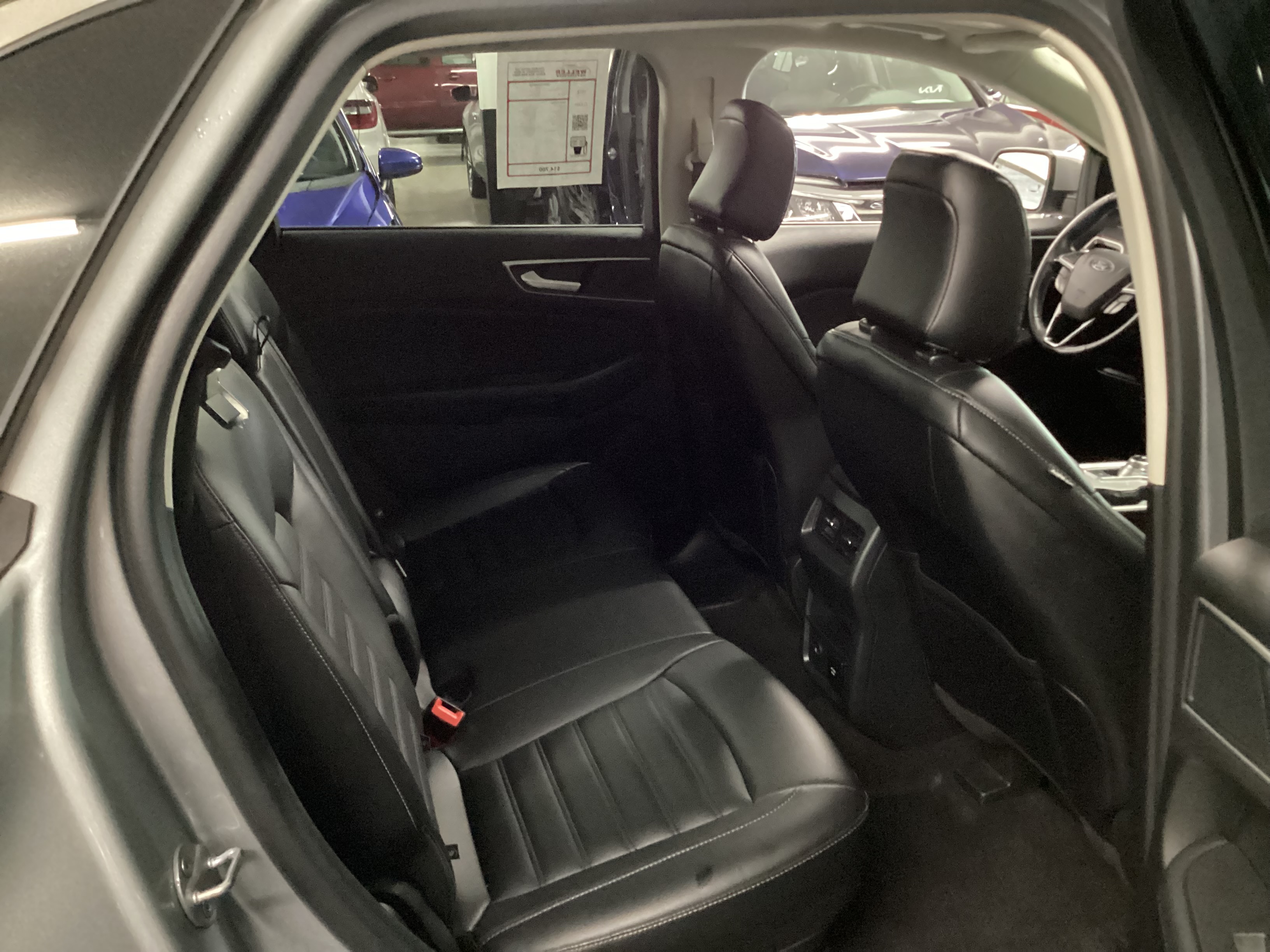 2024 FORD Edge SEL AWD - Image 12