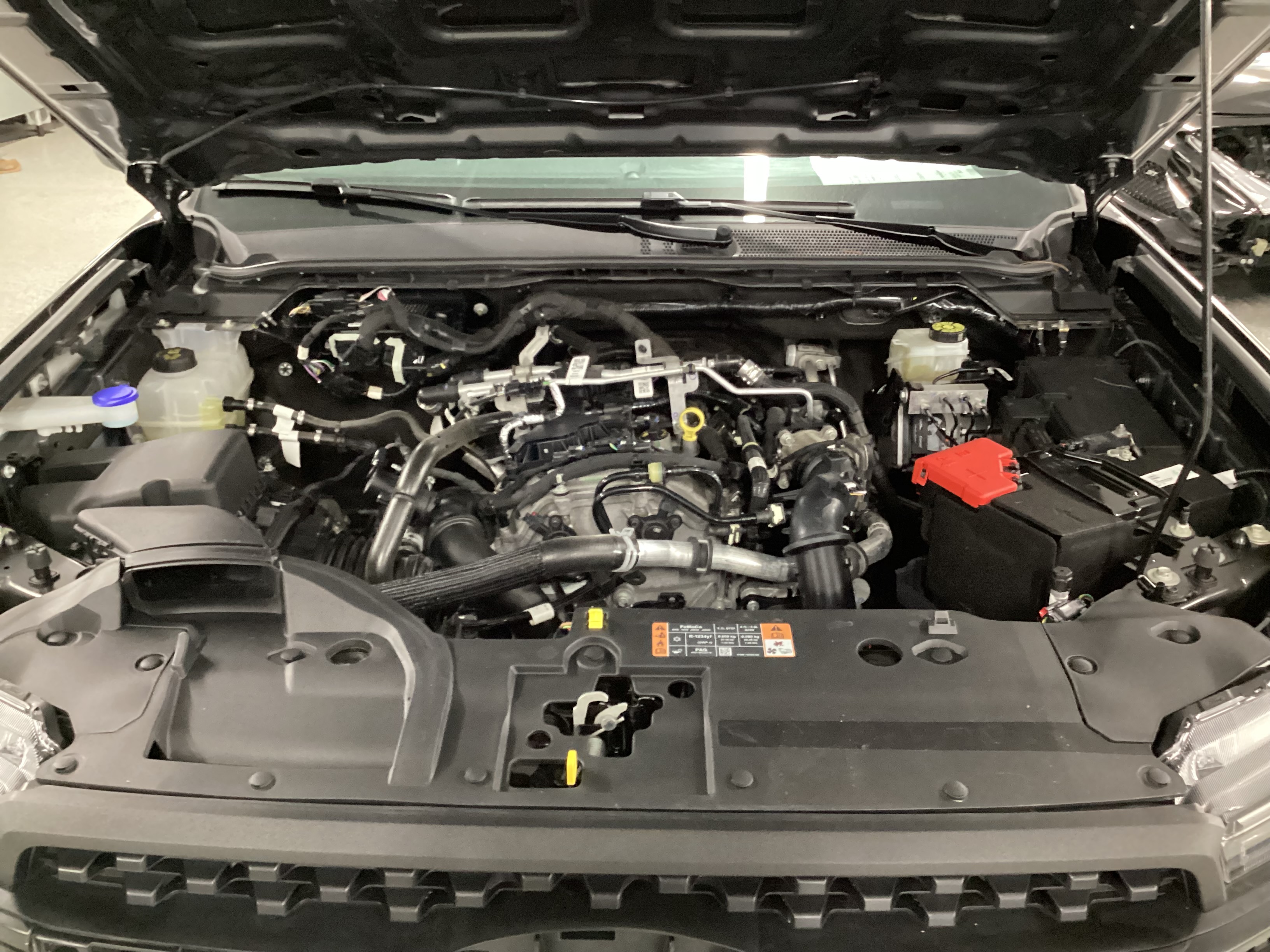 2025 FORD Ranger SuperCrew 4WD XL - Image 5