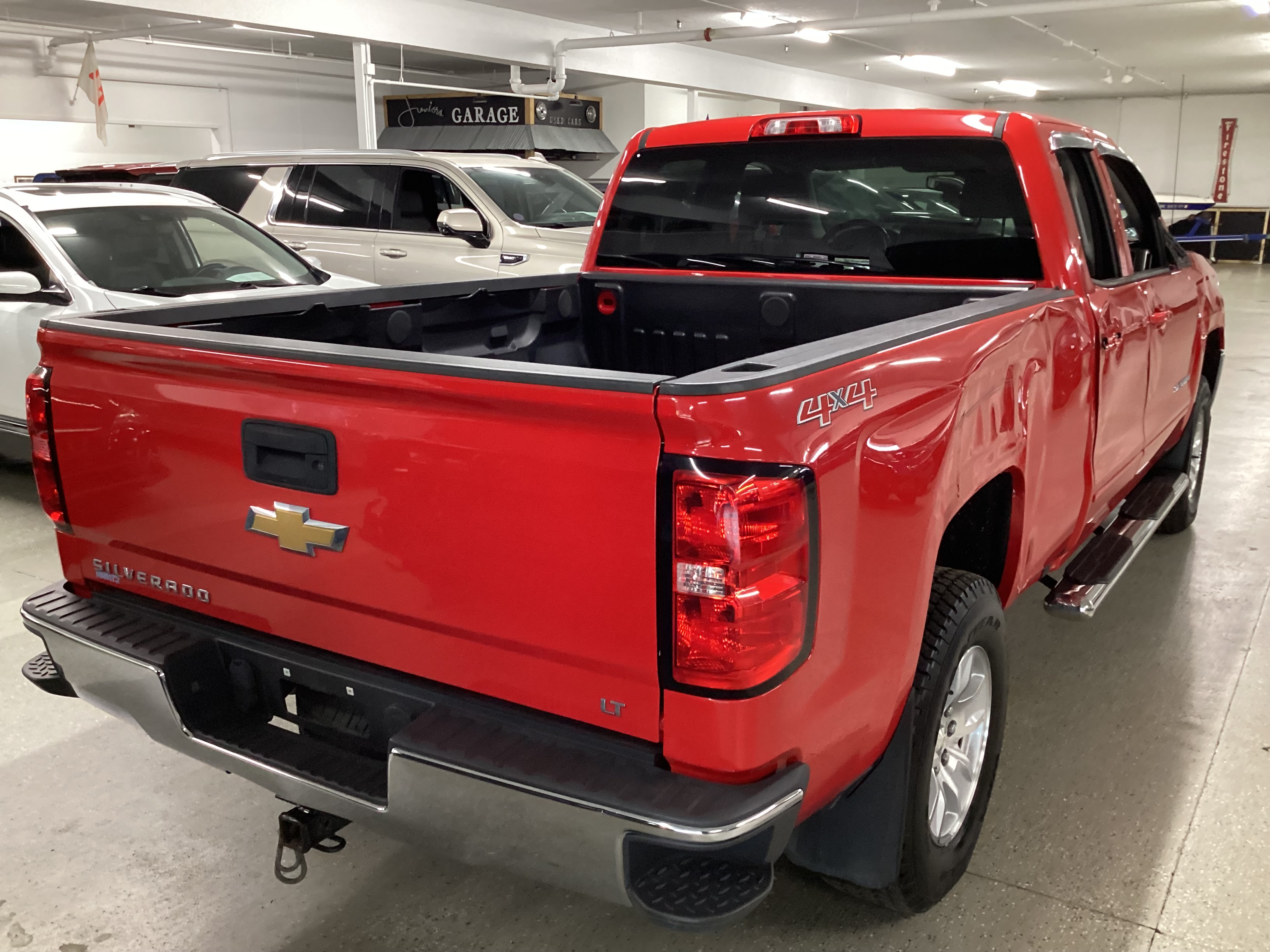 2017 CHEVROLET Silverado 4WD Double Cab LT - Image 3
