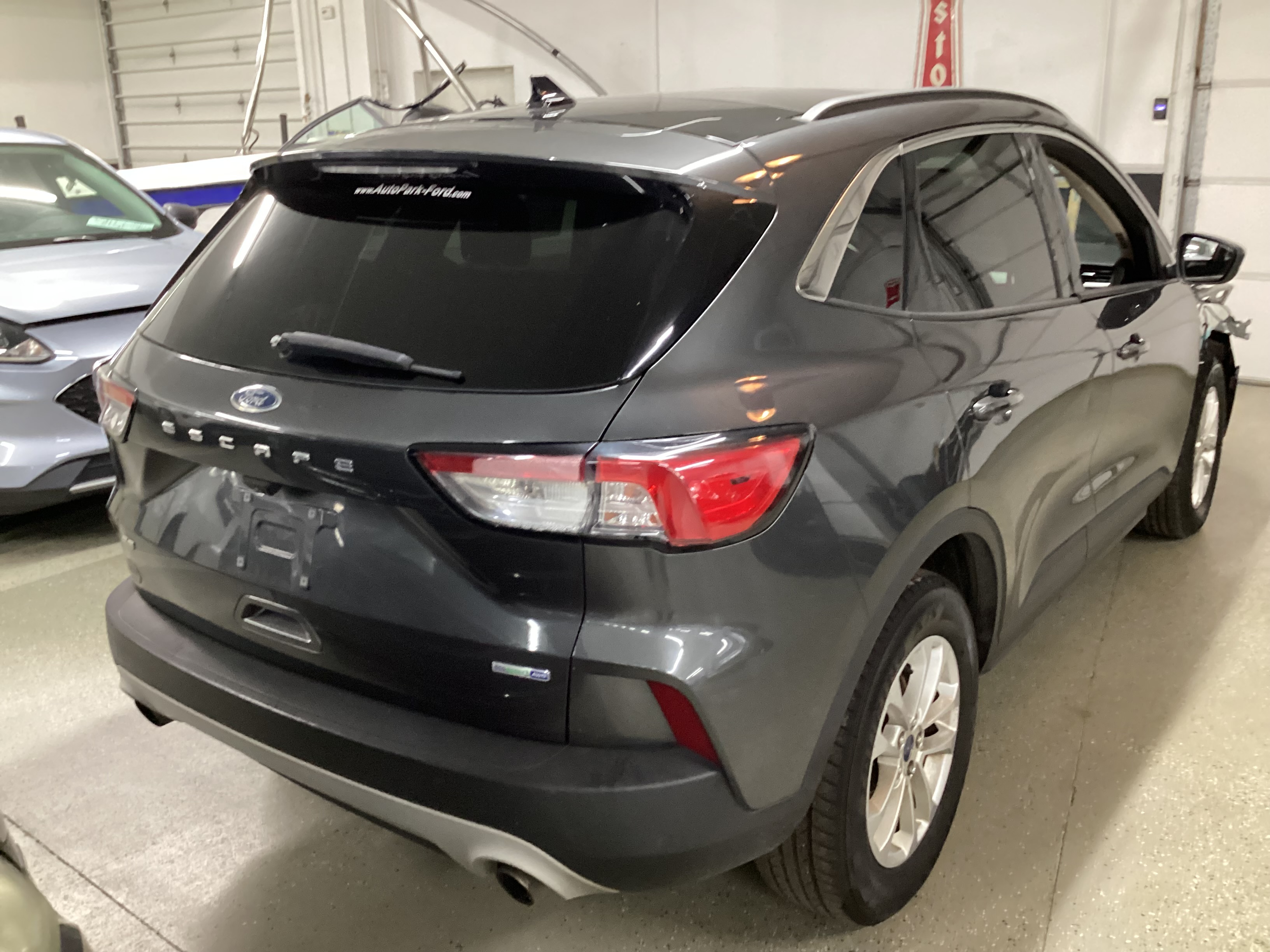 2020 FORD Escape SE AWD - Image 3