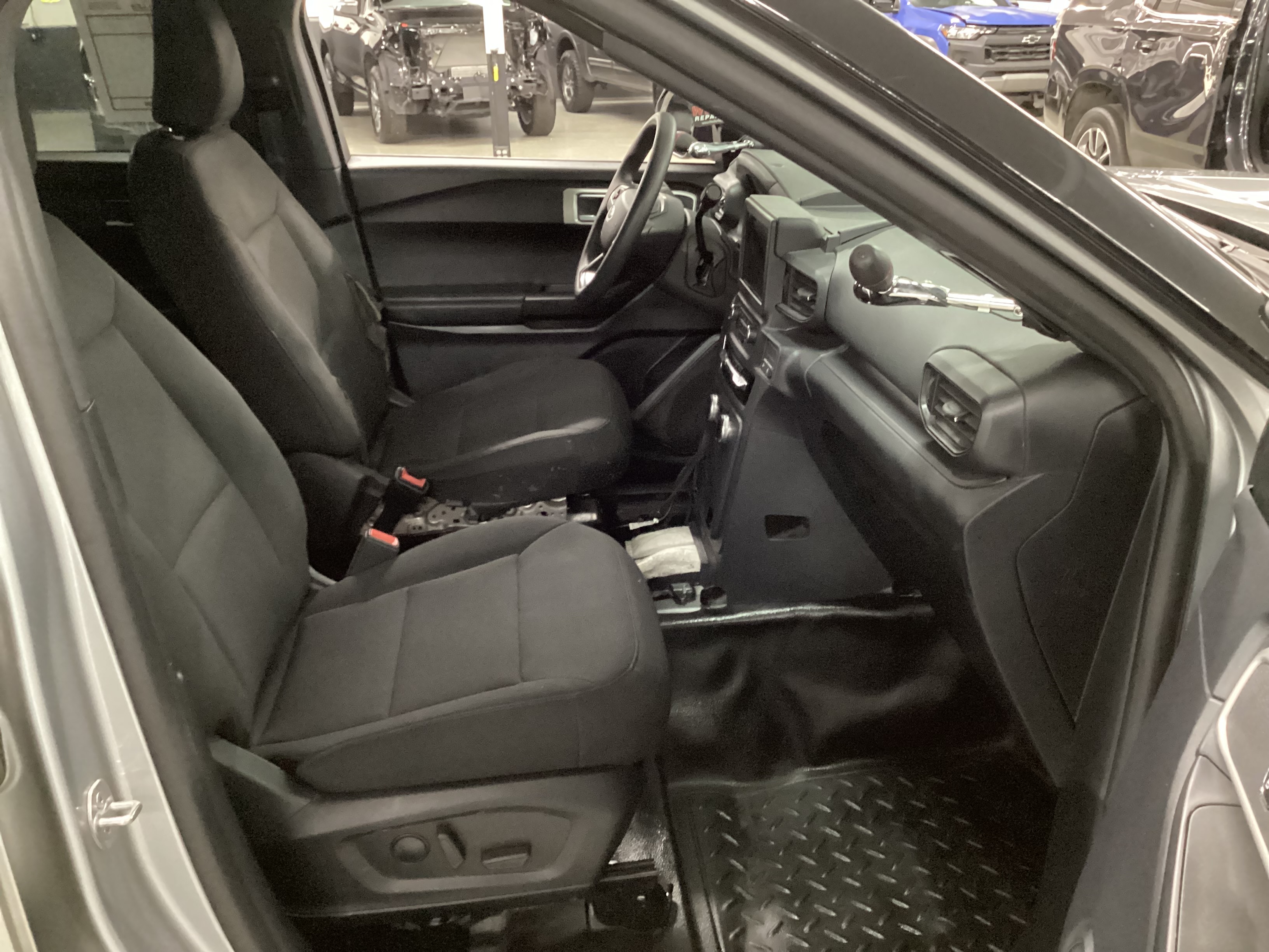 2025 FORD Explorer Police Interceptor AWD - Image 11