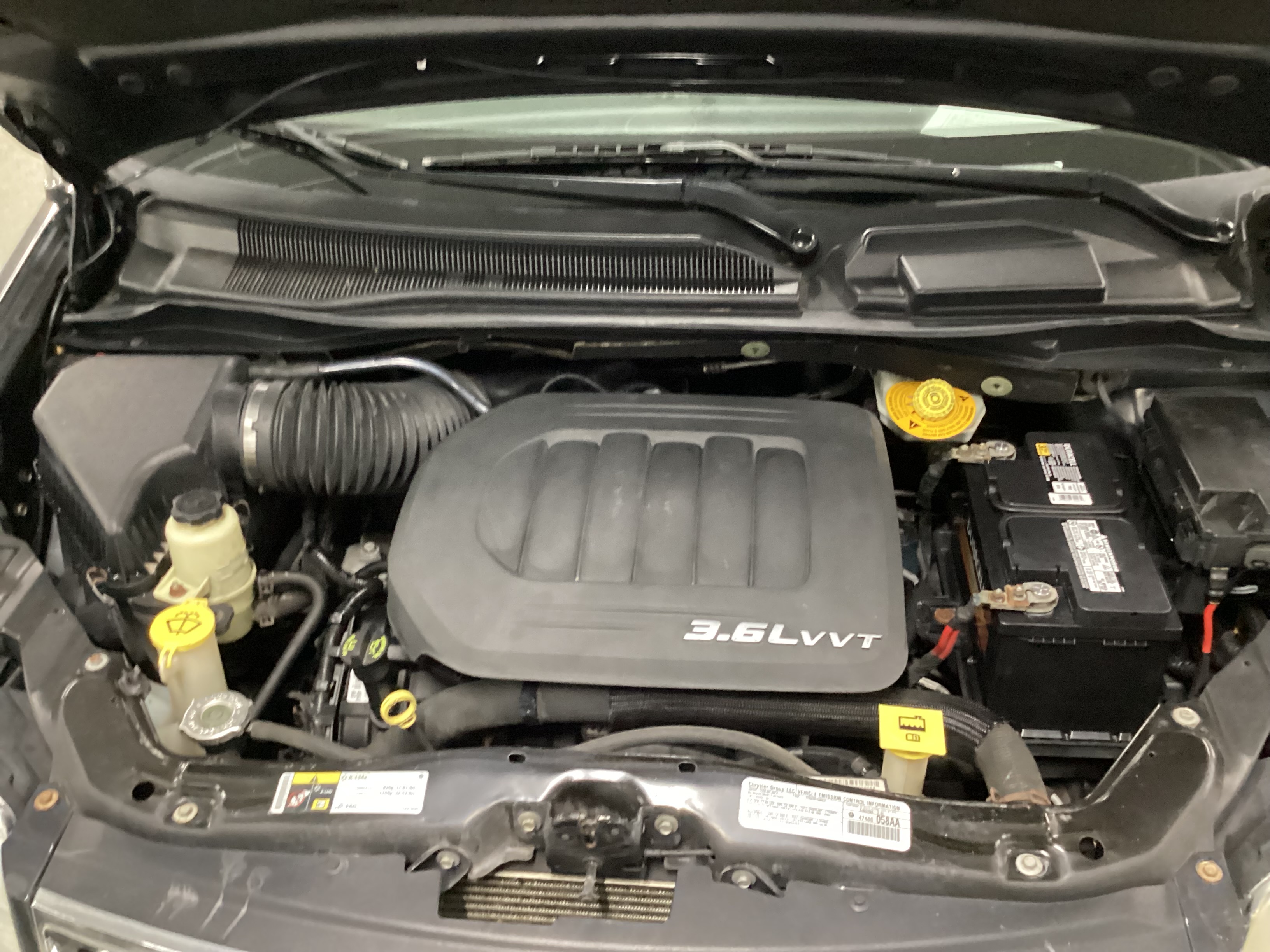 2014 CHRYSLER Town & Country Touring-L - Image 12