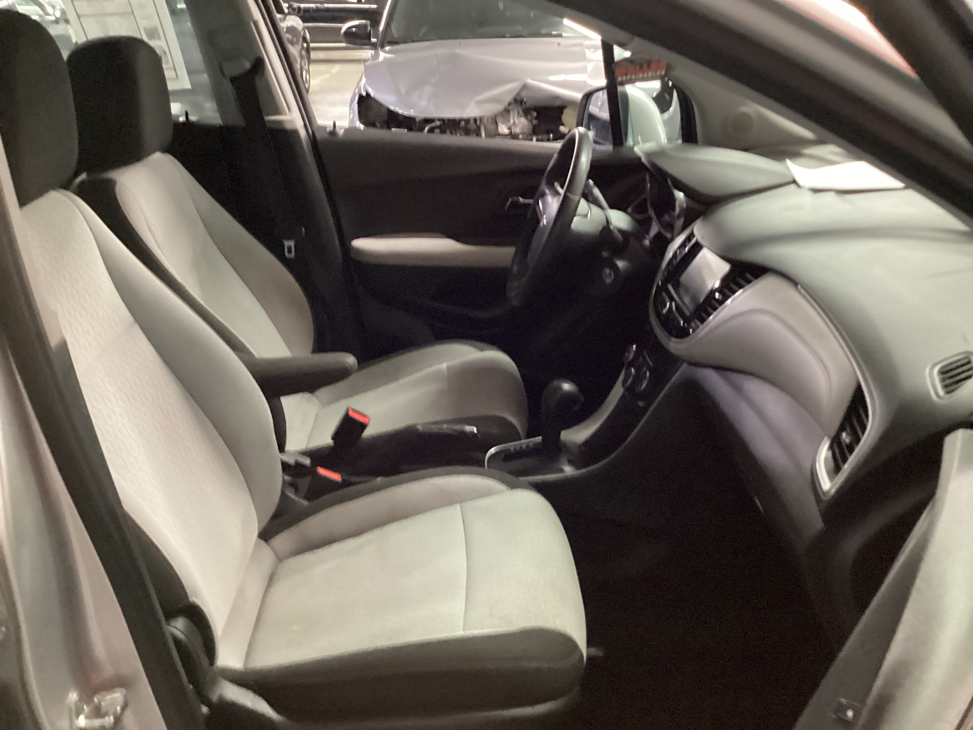 2017 CHEVROLET Trax LS - Image 12