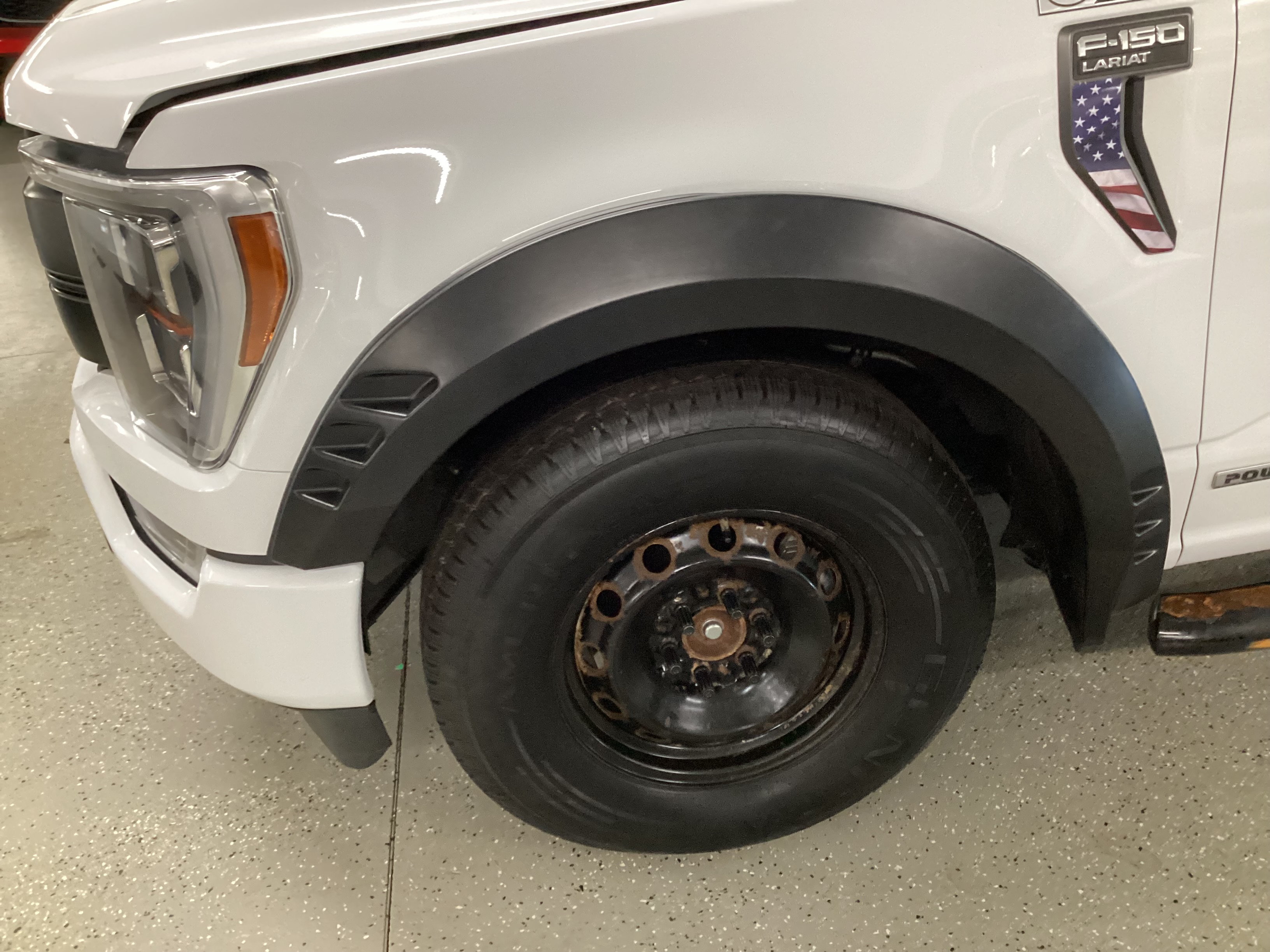 2021 FORD F-150 Lariat 4x4 SuperCrew - Image 9