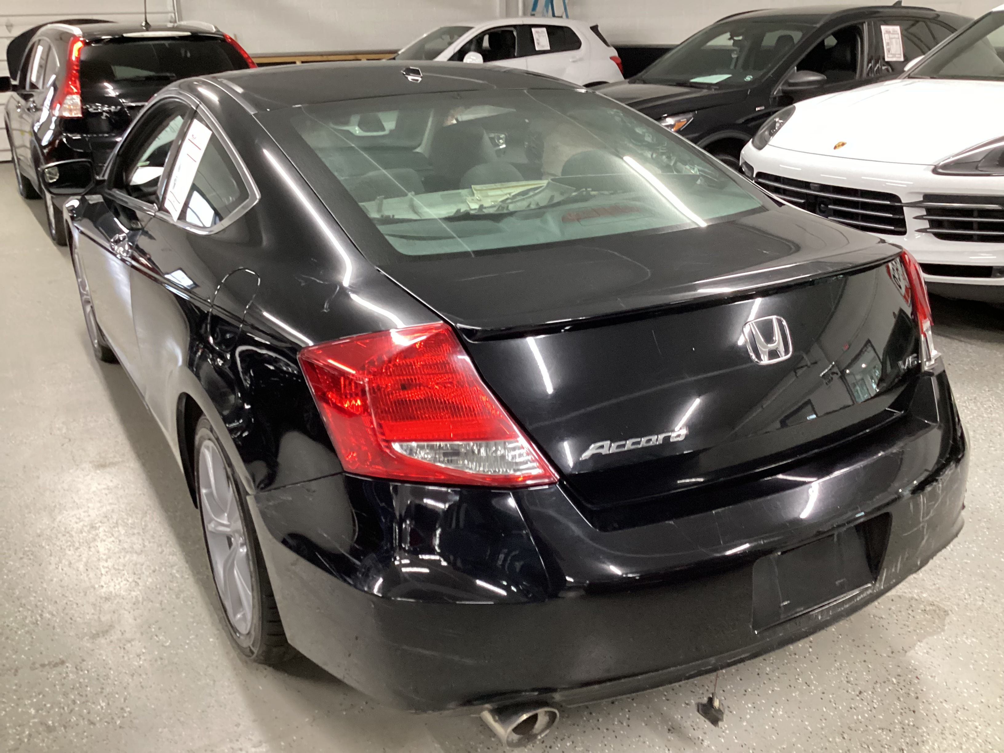 2012 HONDA Accord EX-L Coupe - Image 2