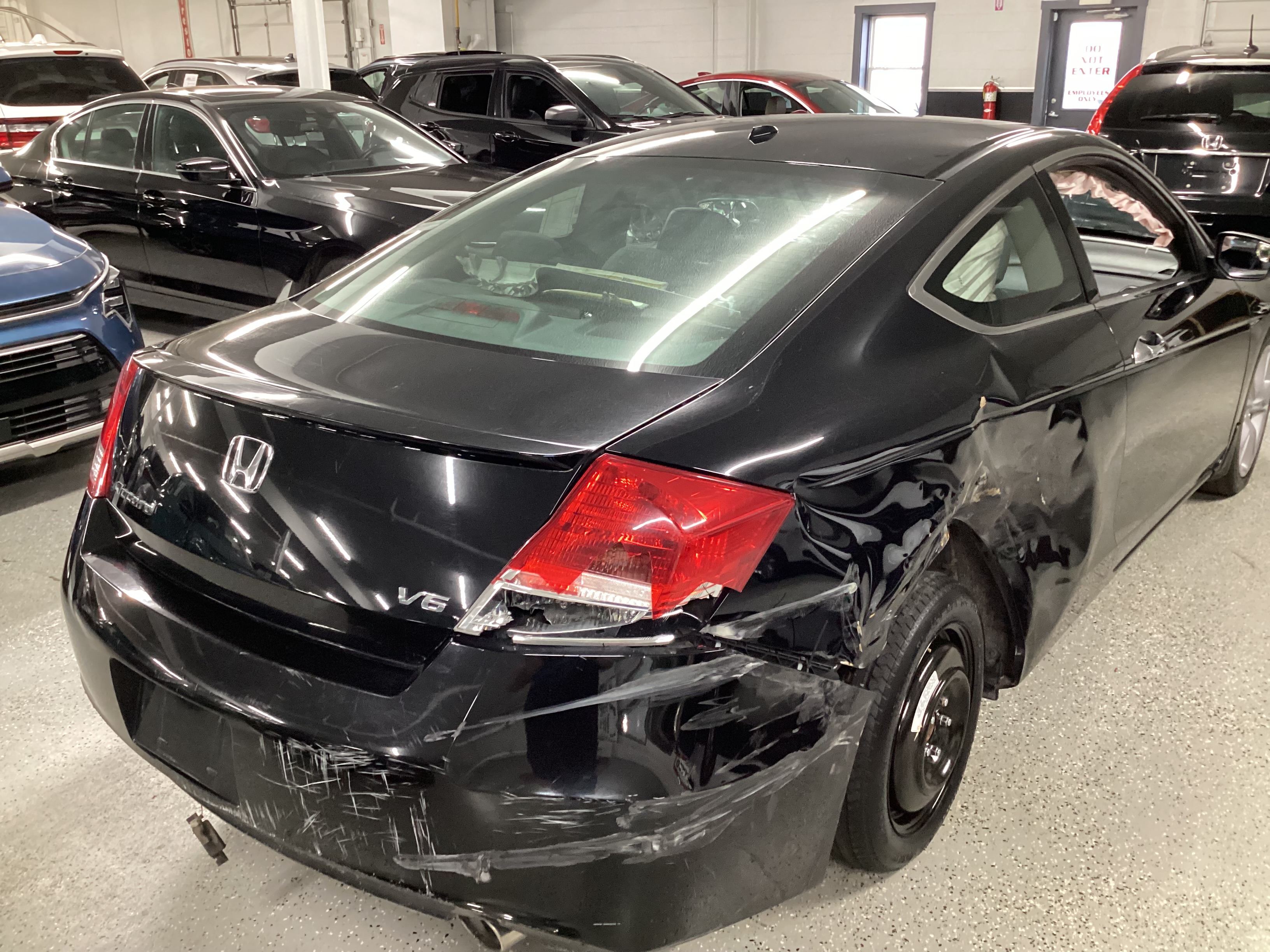2012 HONDA Accord EX-L Coupe - Image 3