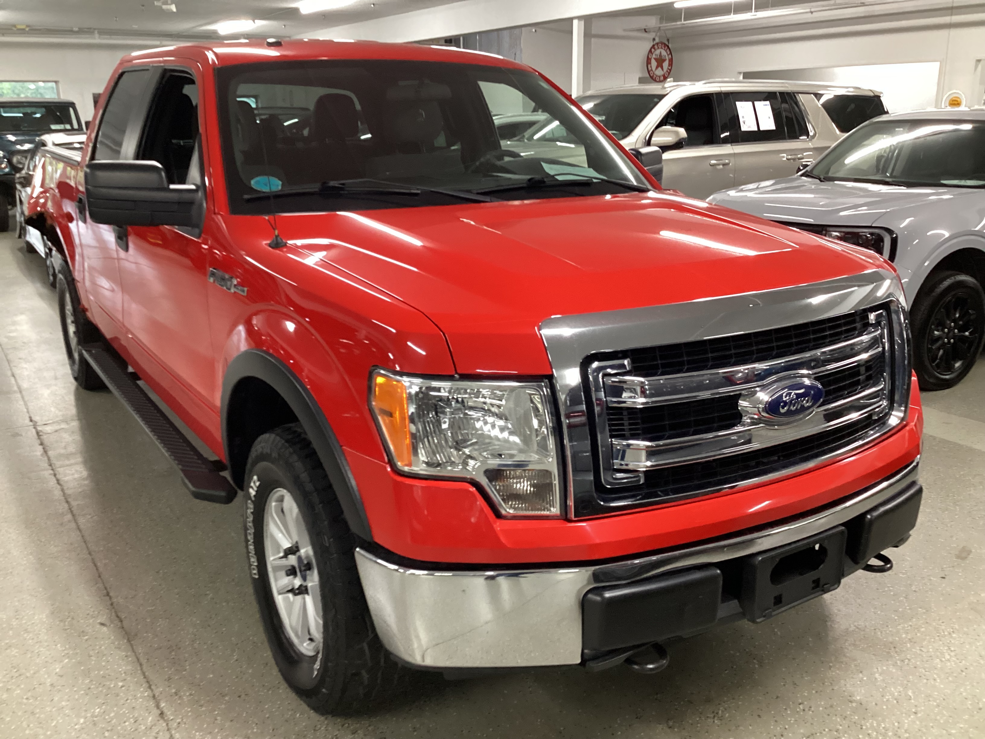 2013 FORD F-150 SuperCrew 4WD XLT - Image 4