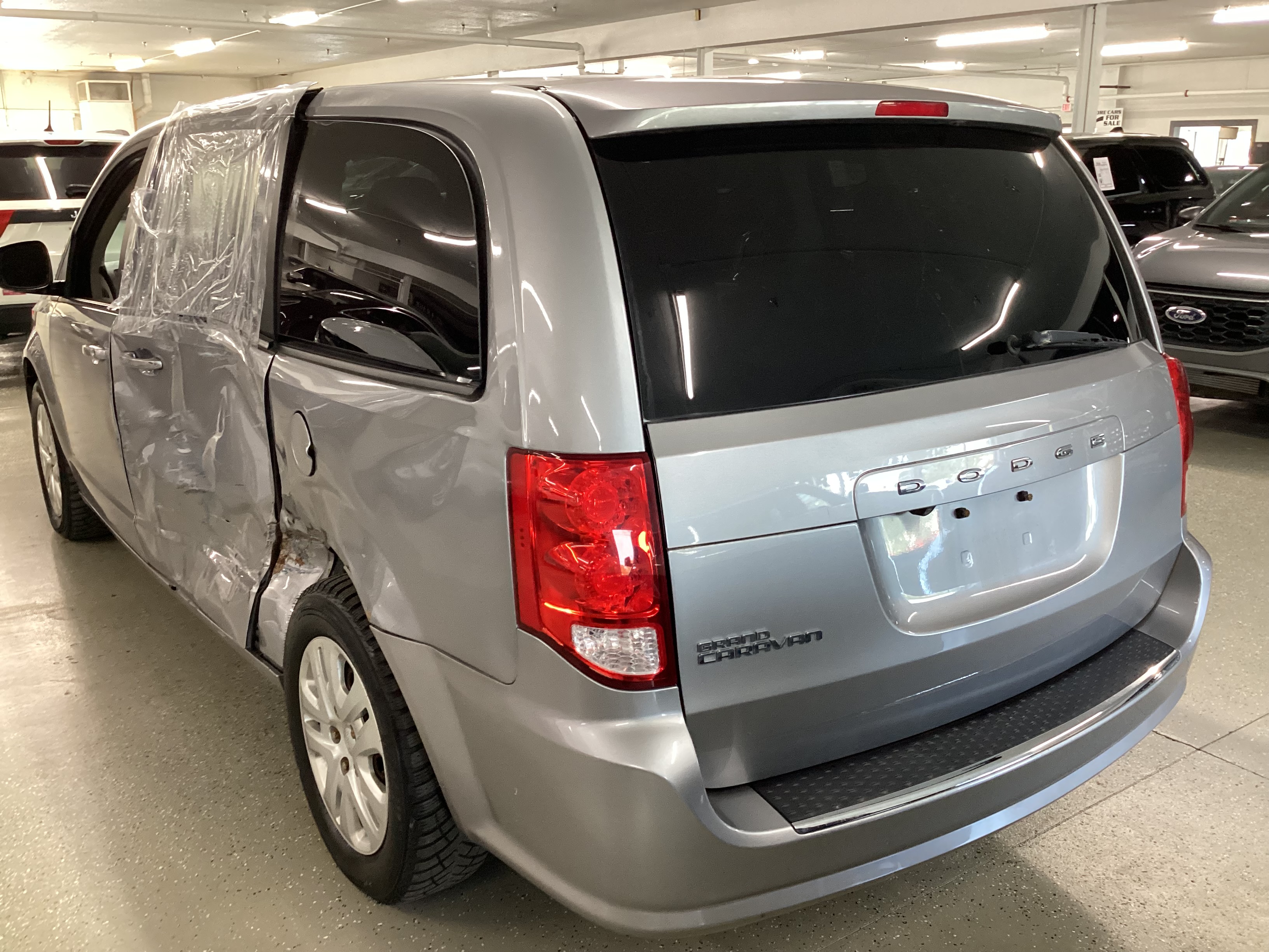 2018 DODGE Grand Caravan SE - Image 2