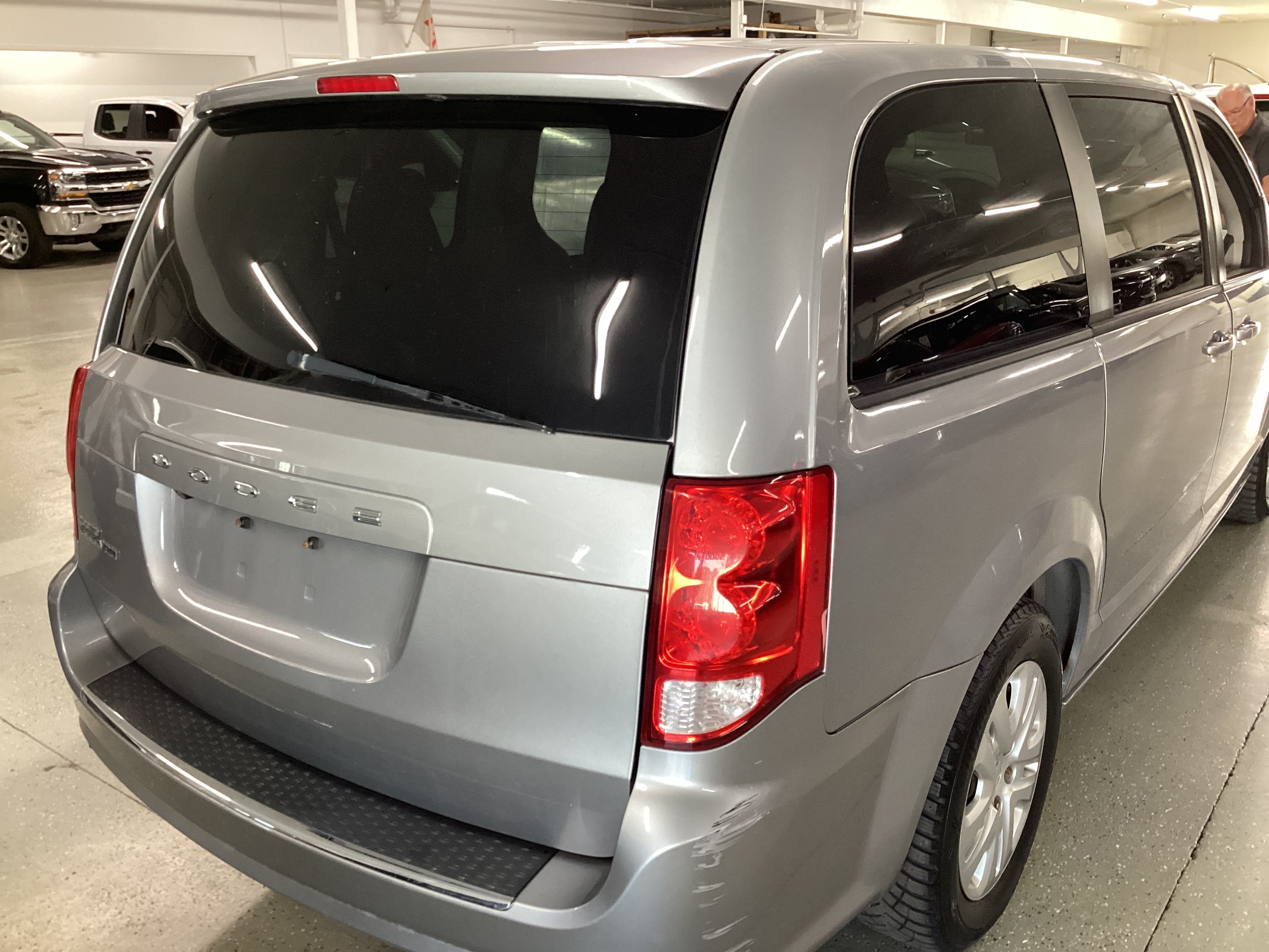 2018 DODGE Grand Caravan SE - Image 3