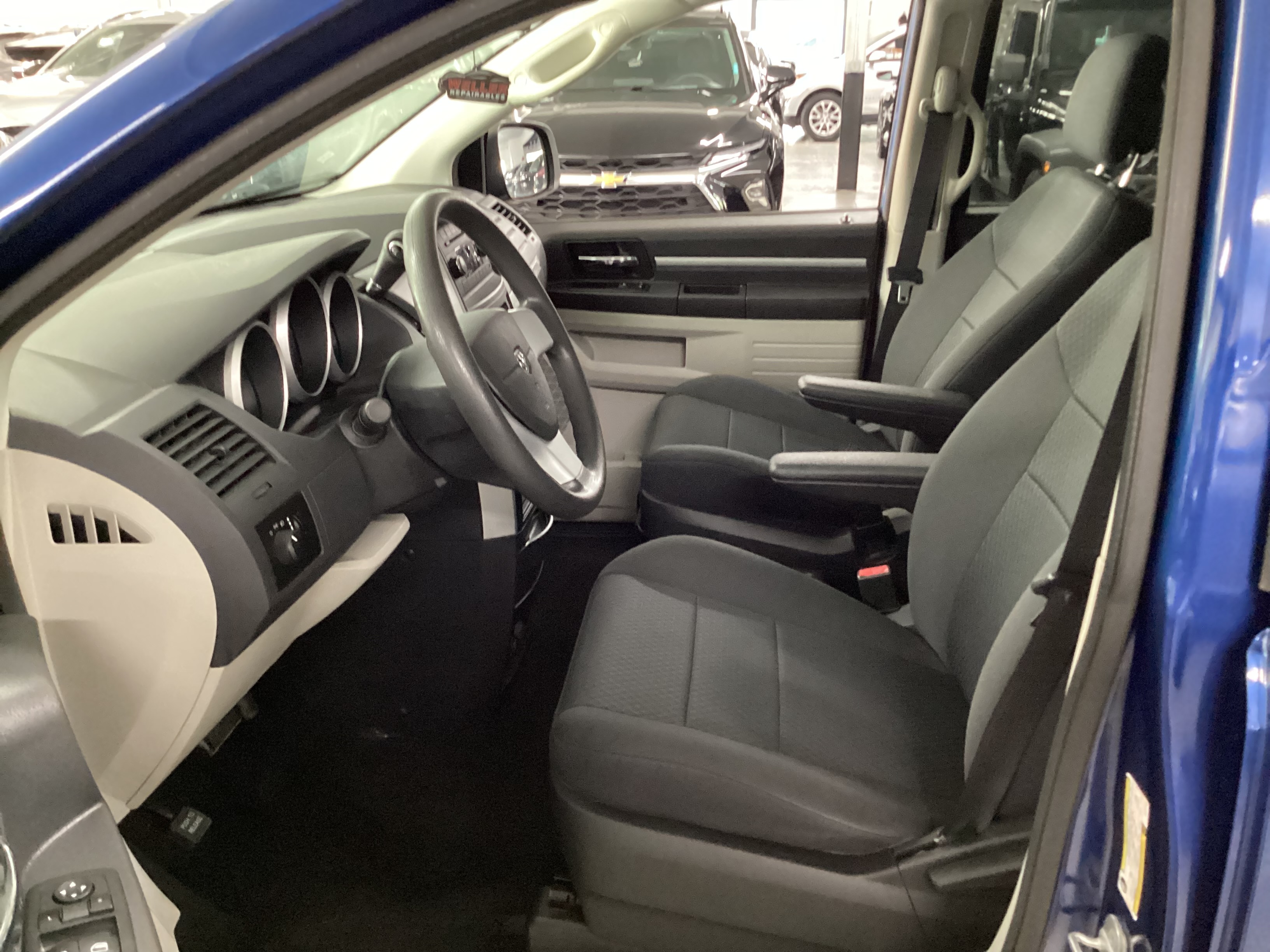 2010 DODGE Grand Caravan SE - Image 5