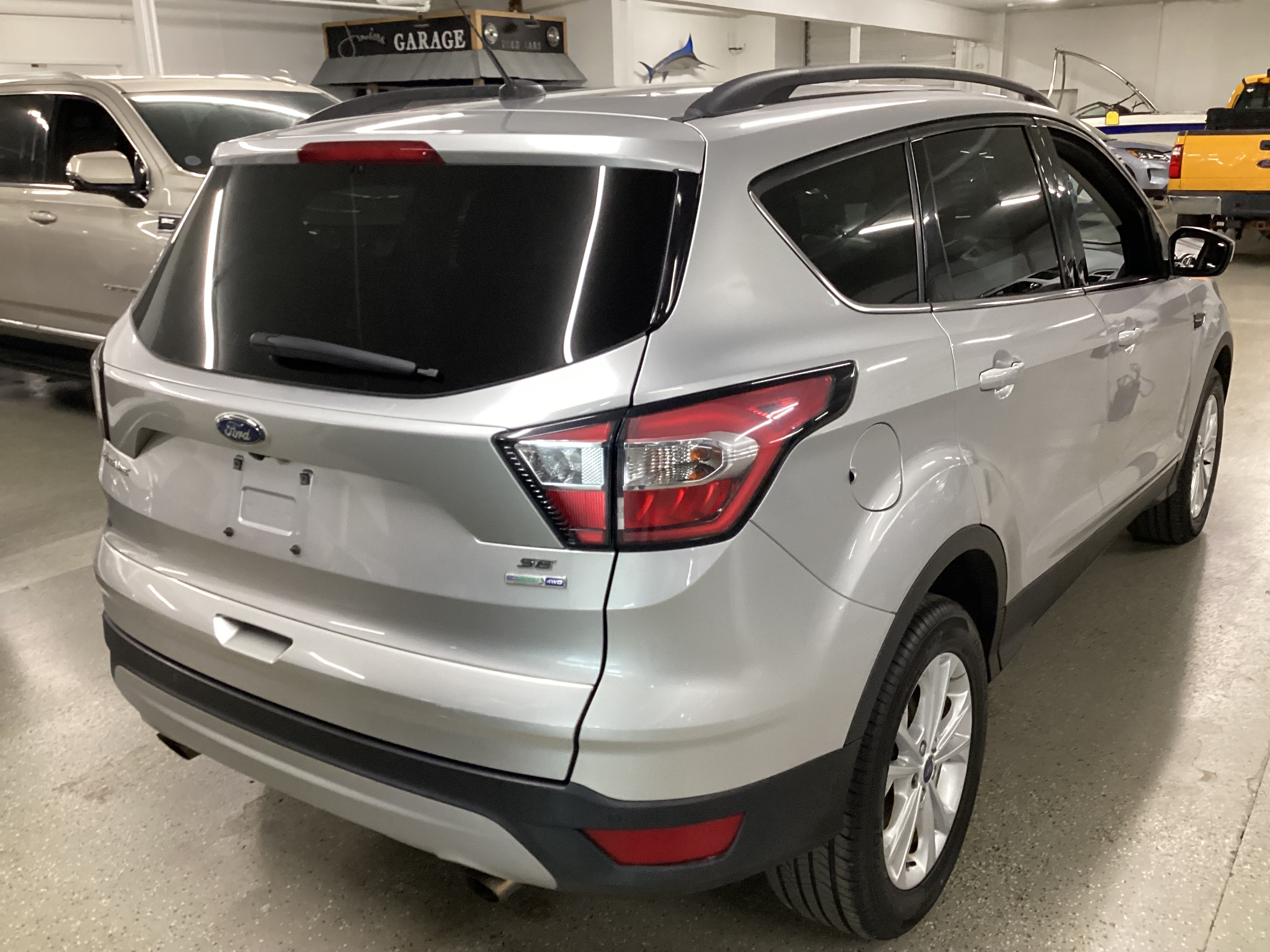 2017 FORD Escape SE 4WD - Image 3
