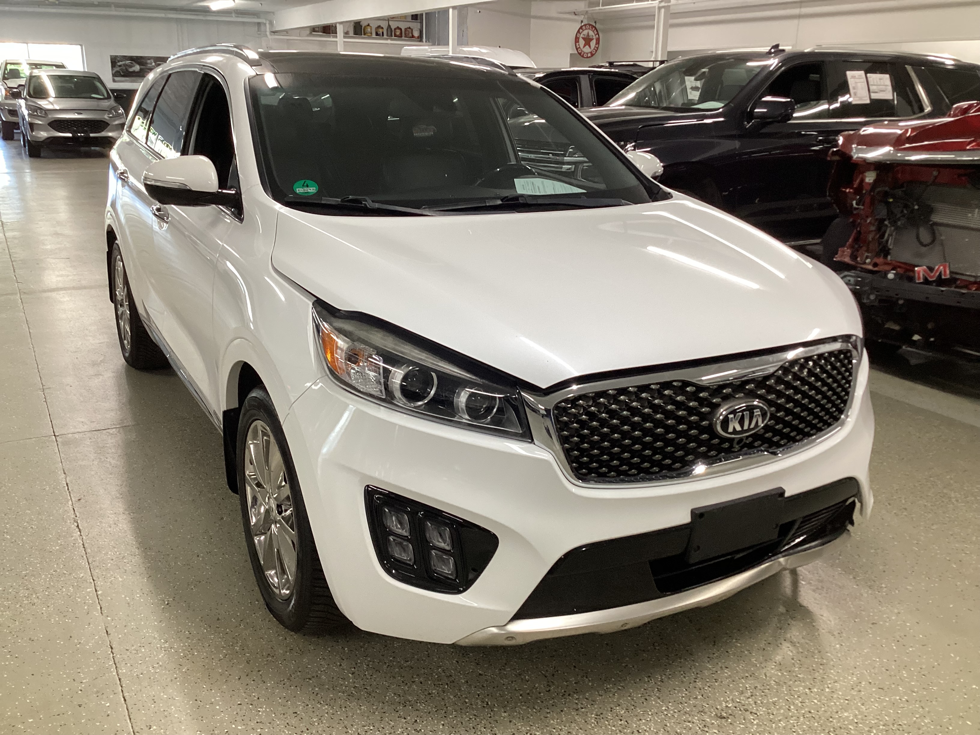 2018 KIA Sorento SXL AWD - Image 4