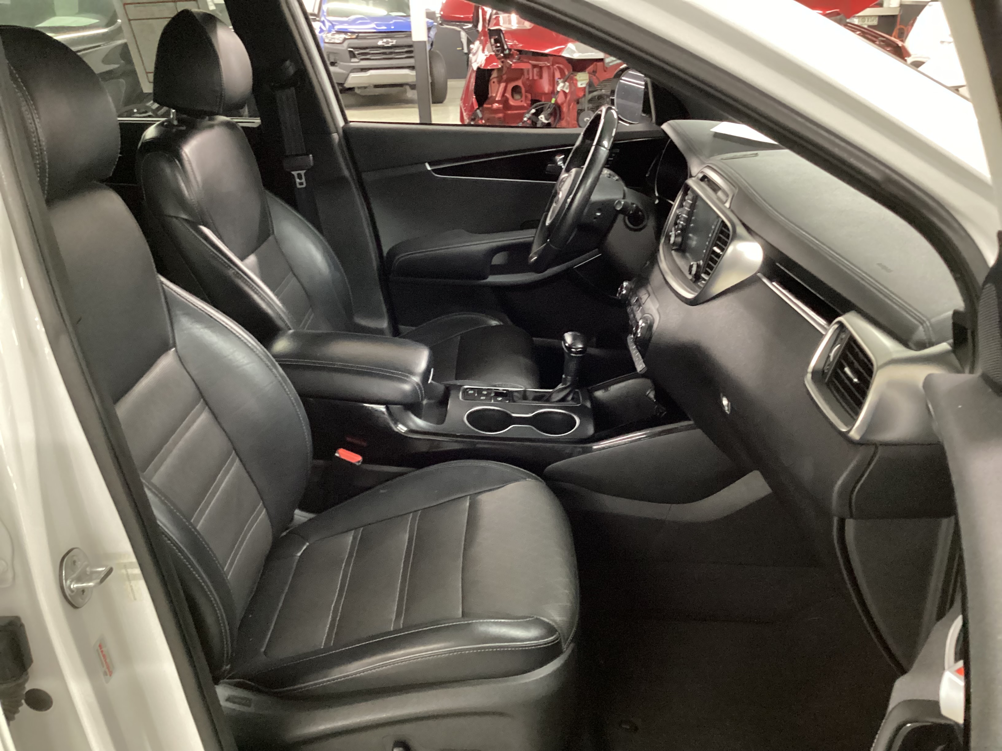 2018 KIA Sorento SXL AWD - Image 9