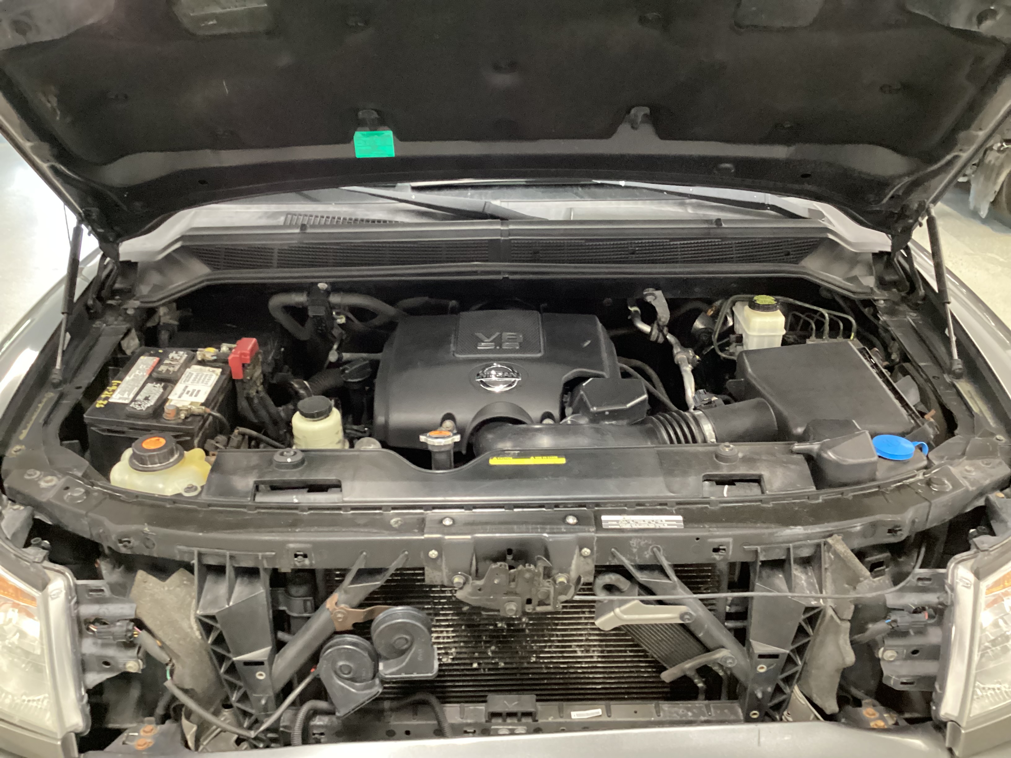 2015 NISSAN Titan PRO-4X Crew Cab - Image 6