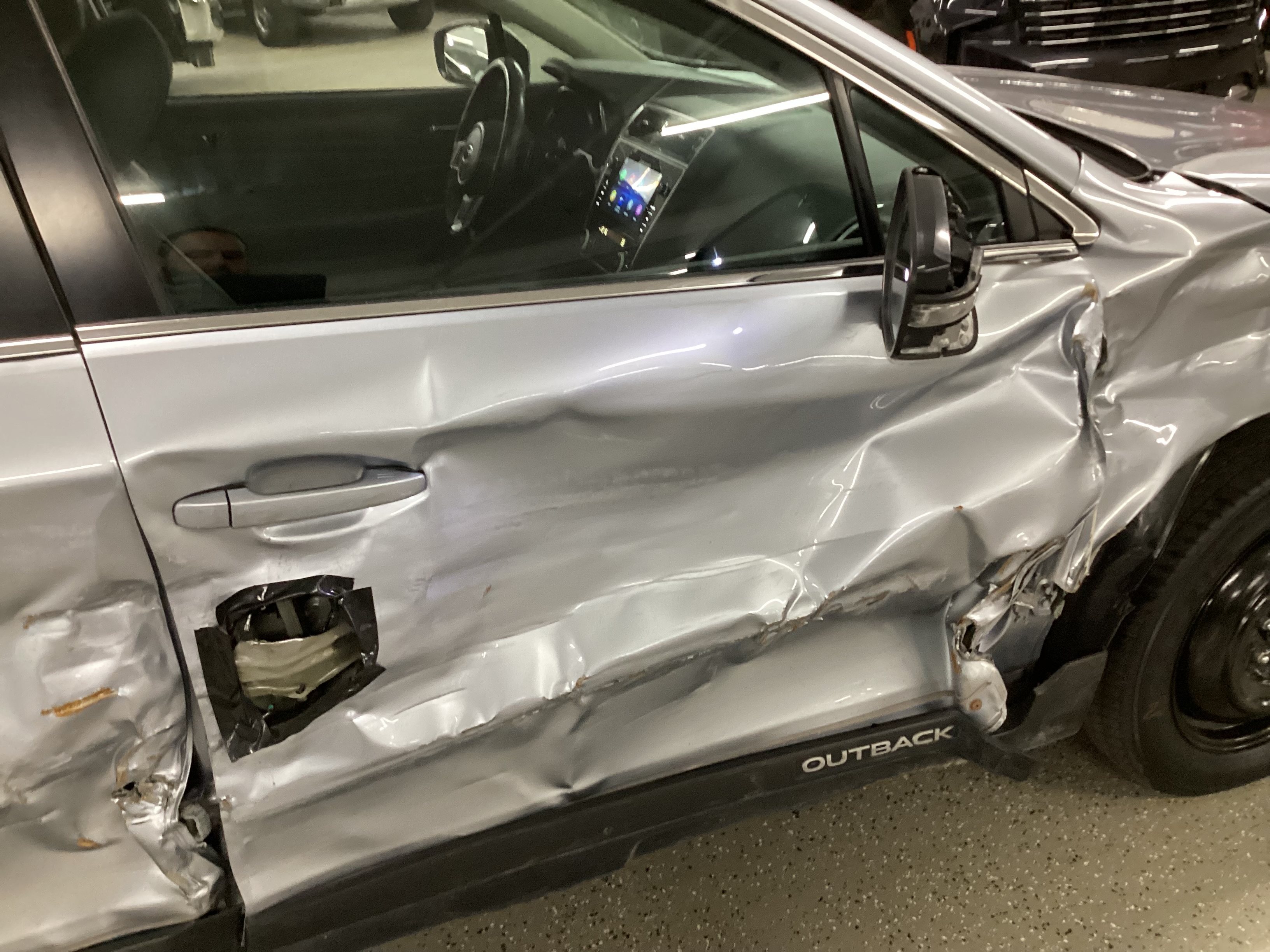 2019 SUBARU Outback Limited AWD - Image 13