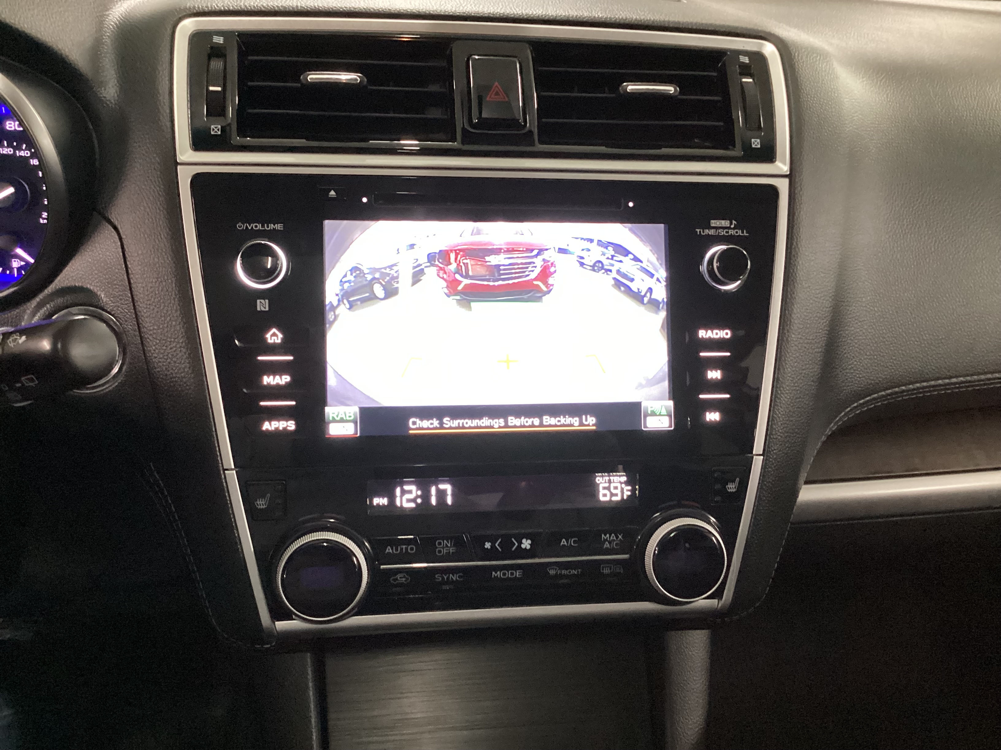 2019 SUBARU Outback Limited AWD - Image 14