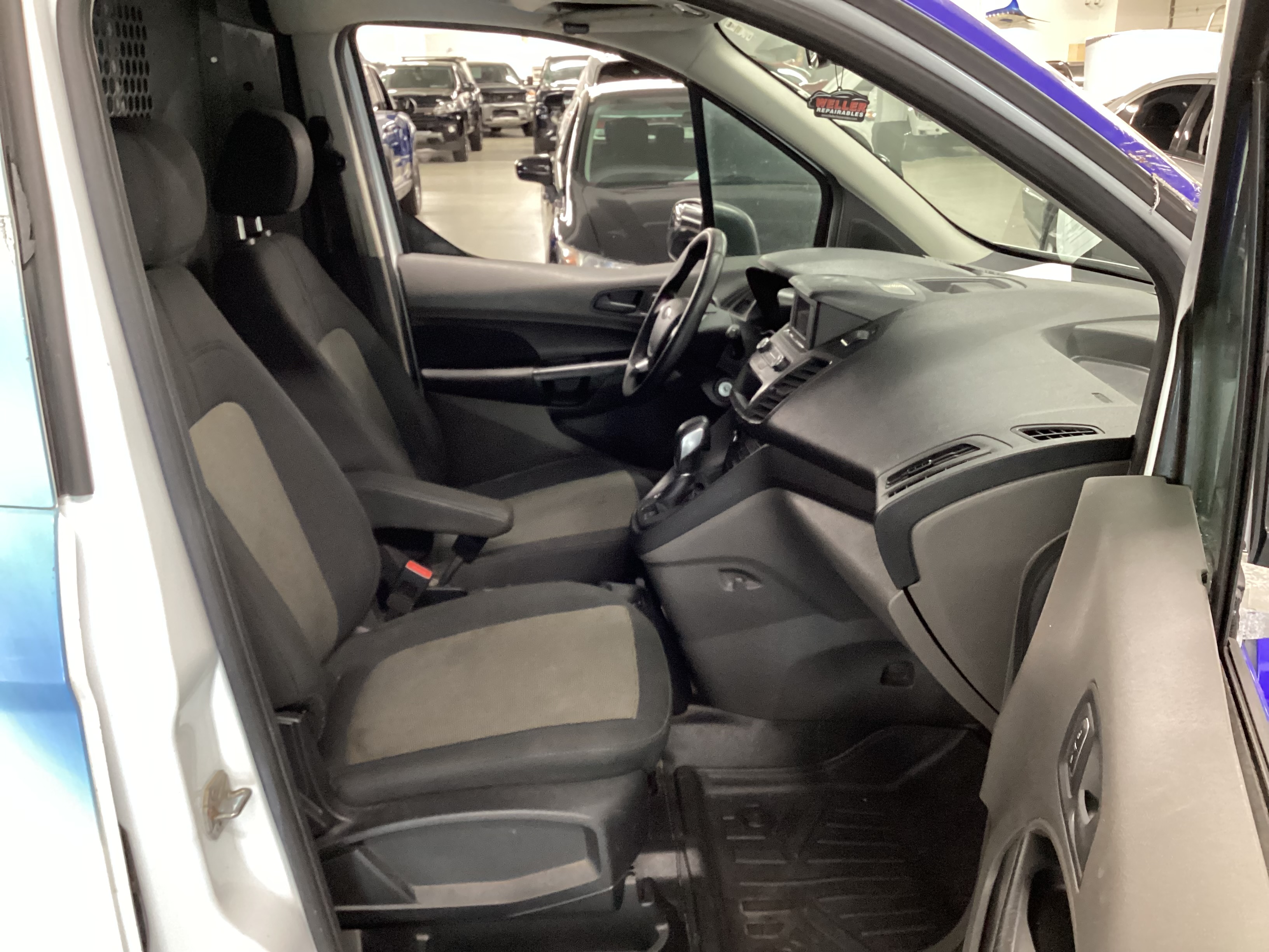 2019 FORD Transit Connect XL Cargo Van - Image 11