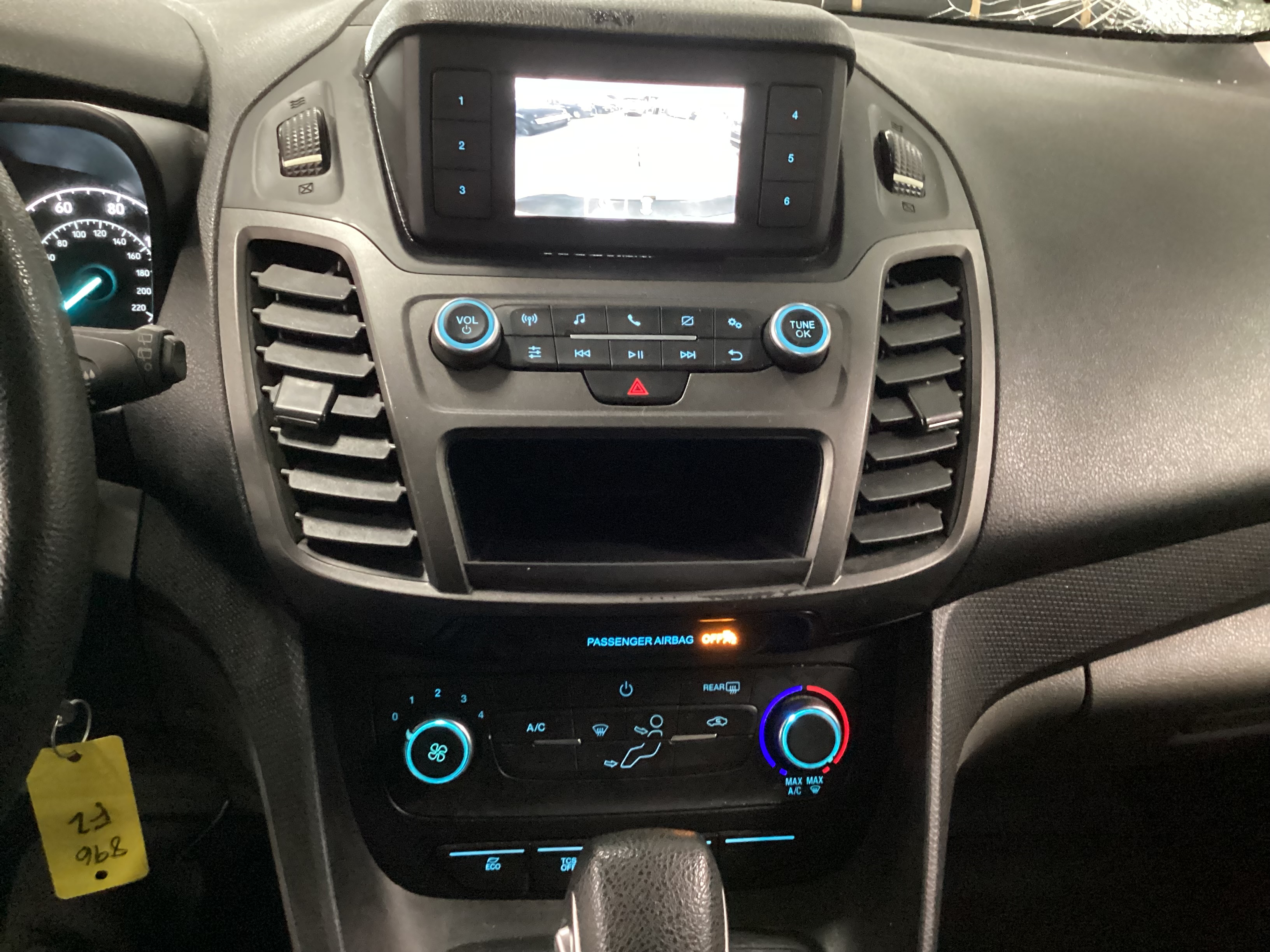 2019 FORD Transit Connect XL Cargo Van - Image 14