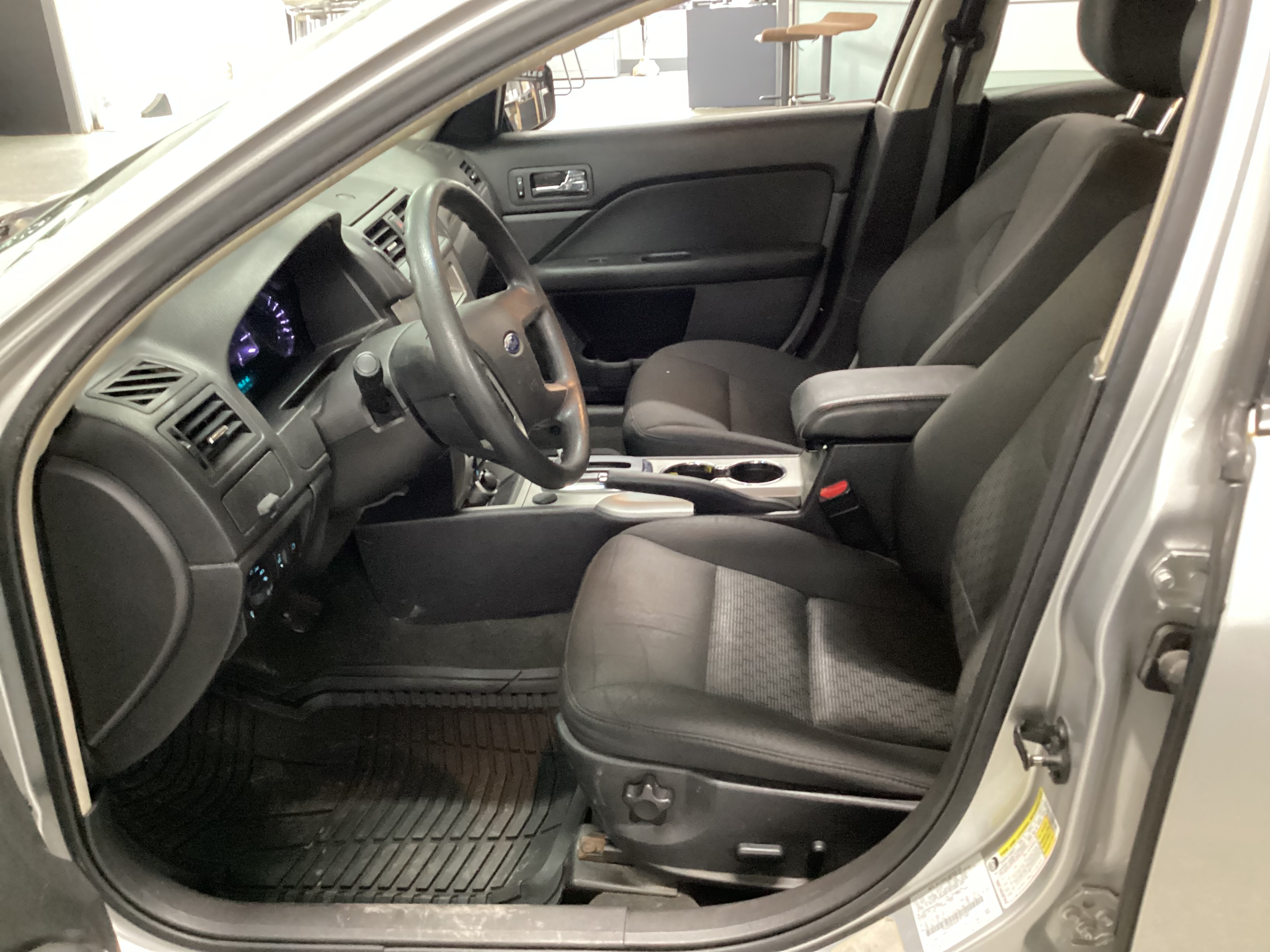 2012 FORD Fusion SE - Image 7