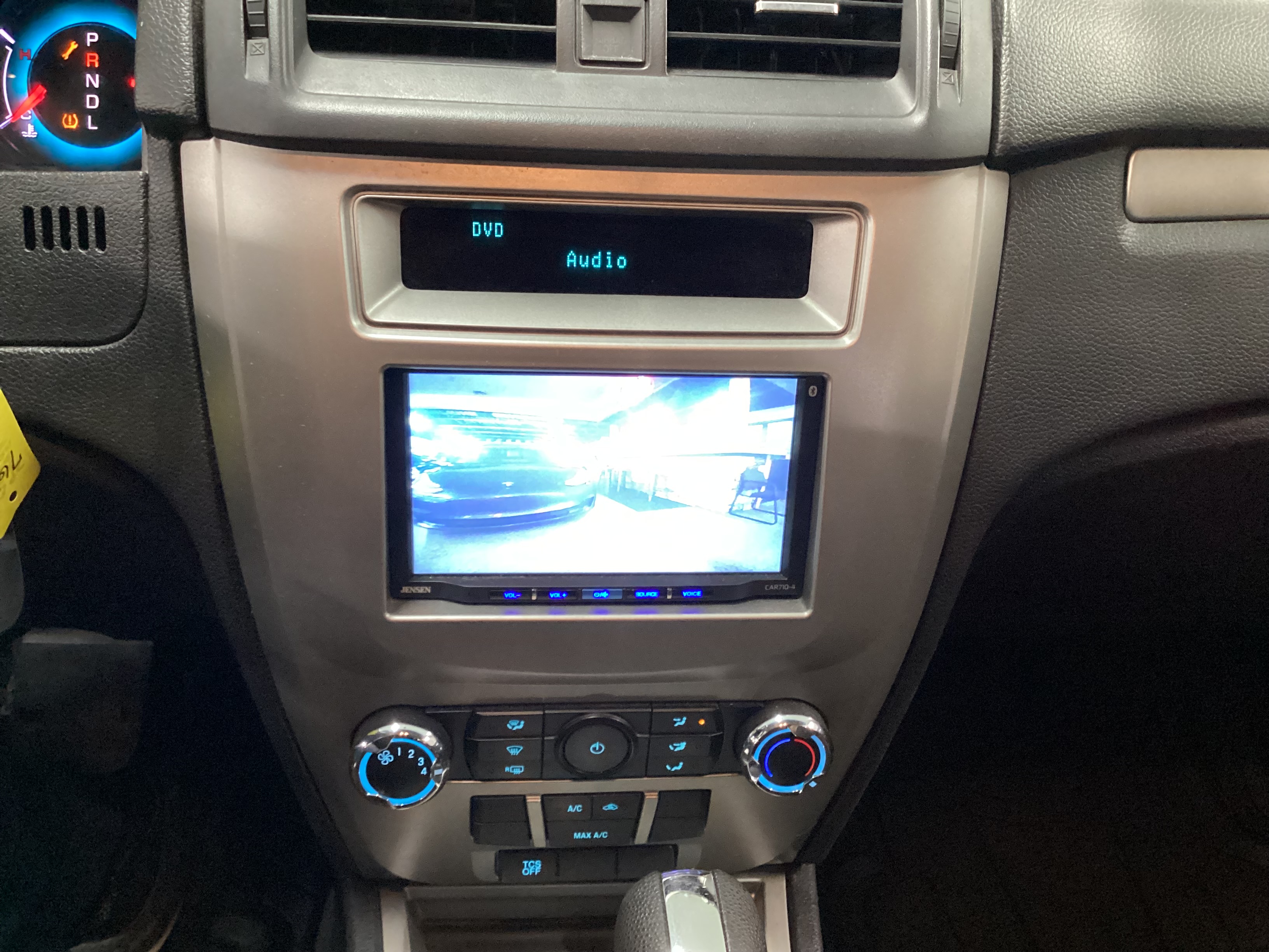 2012 FORD Fusion SE - Image 13