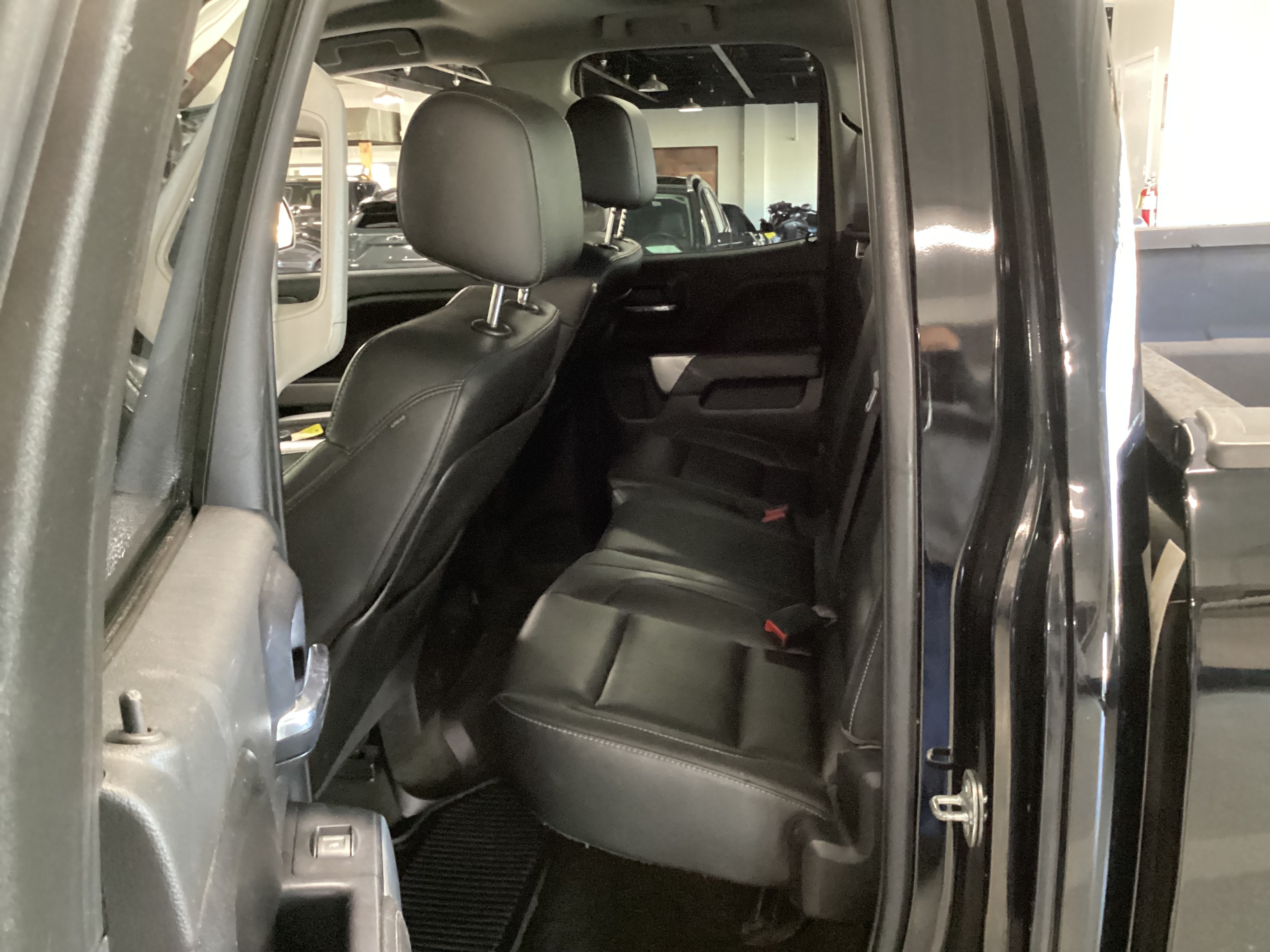 2015 CHEVROLET Silverado LT Double Cab 4WD - Image 12