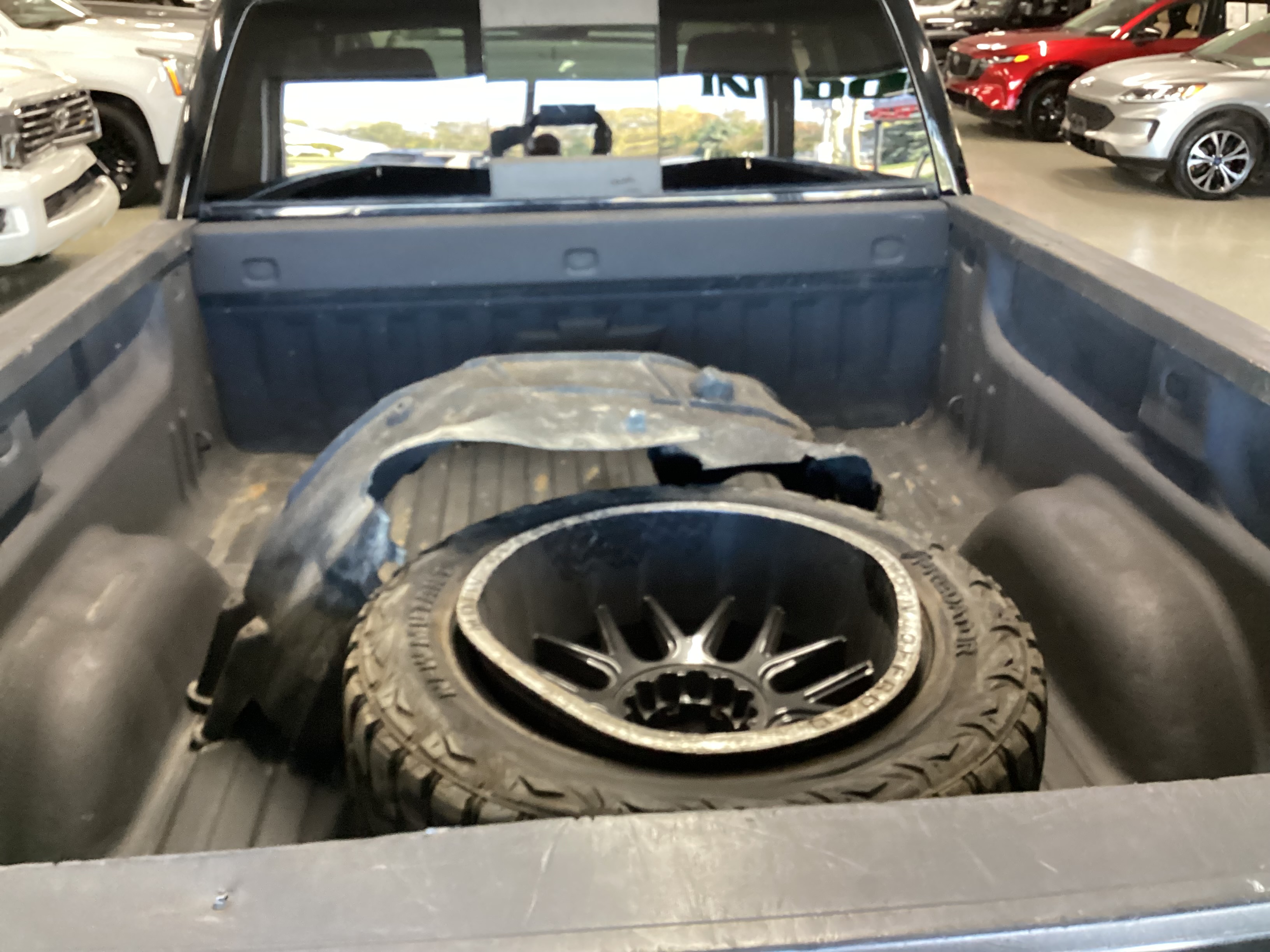2015 CHEVROLET Silverado LT Double Cab 4WD - Image 15